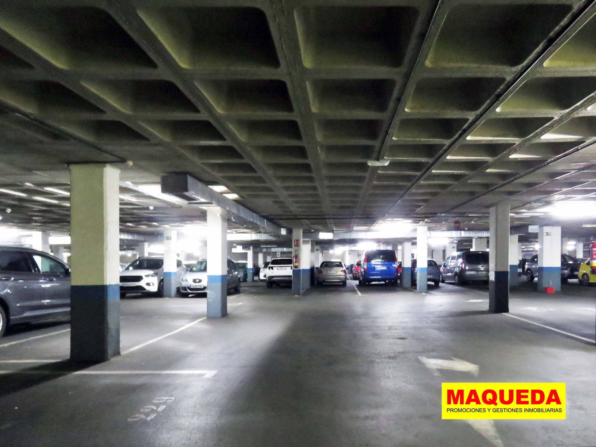 Calles interiores en garaje en Recinto Ferial de Alcorcón