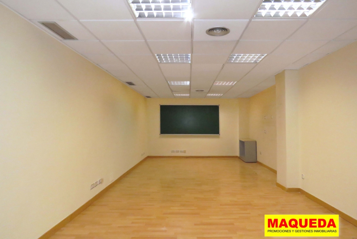 Sala en oficina en alquiler en Alcorcón