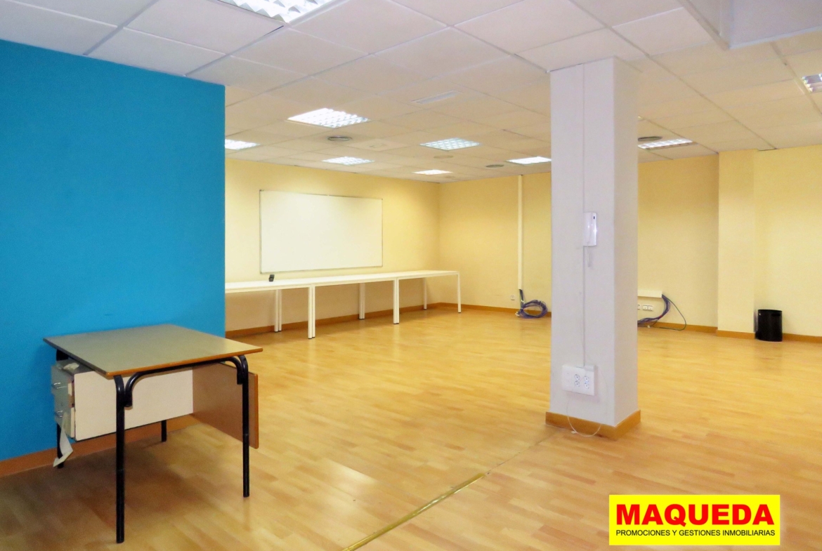 Sala en oficina en alquiler en Alcorcón