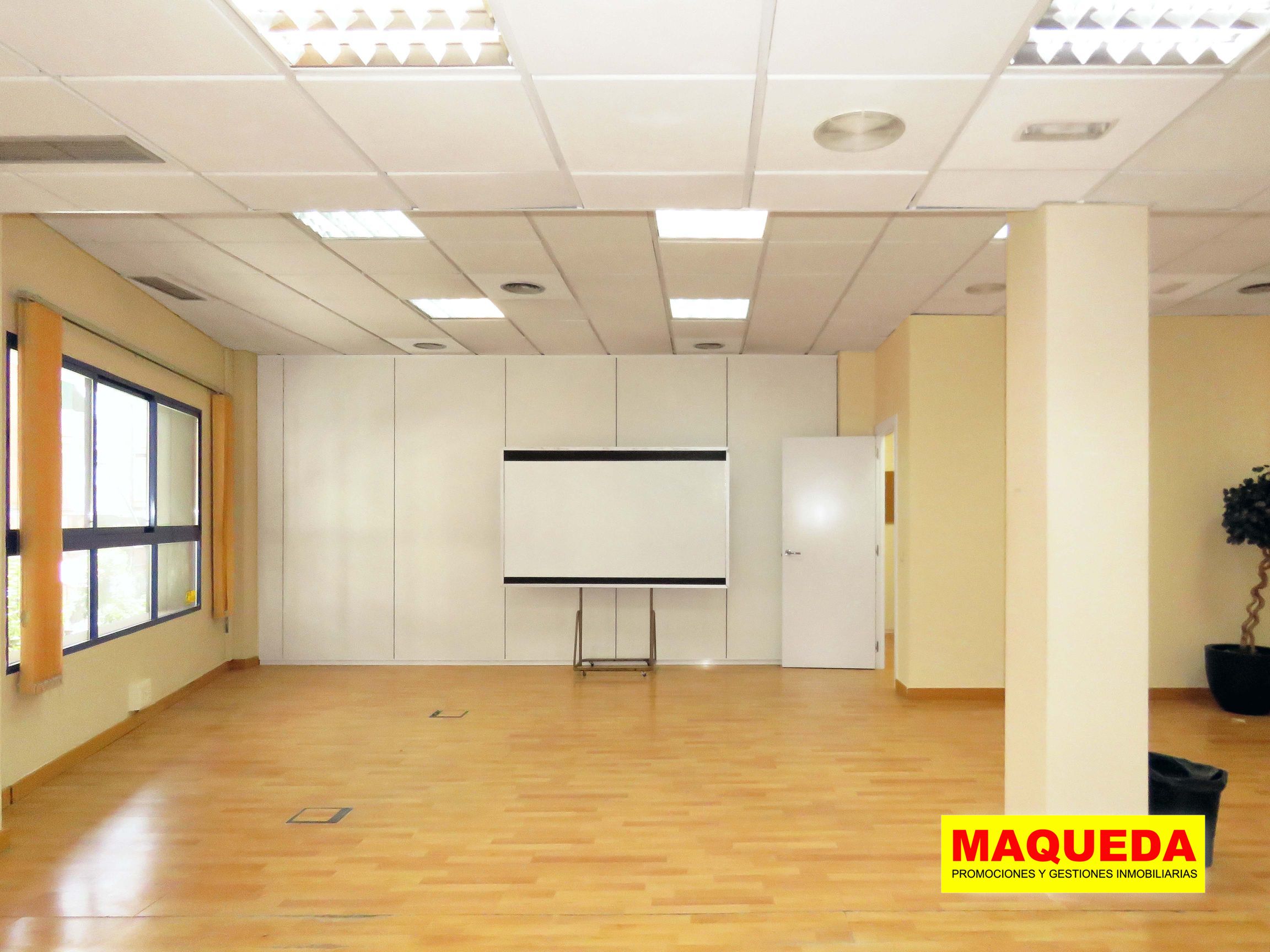 Sala en oficina en alquiler en Alcorcón