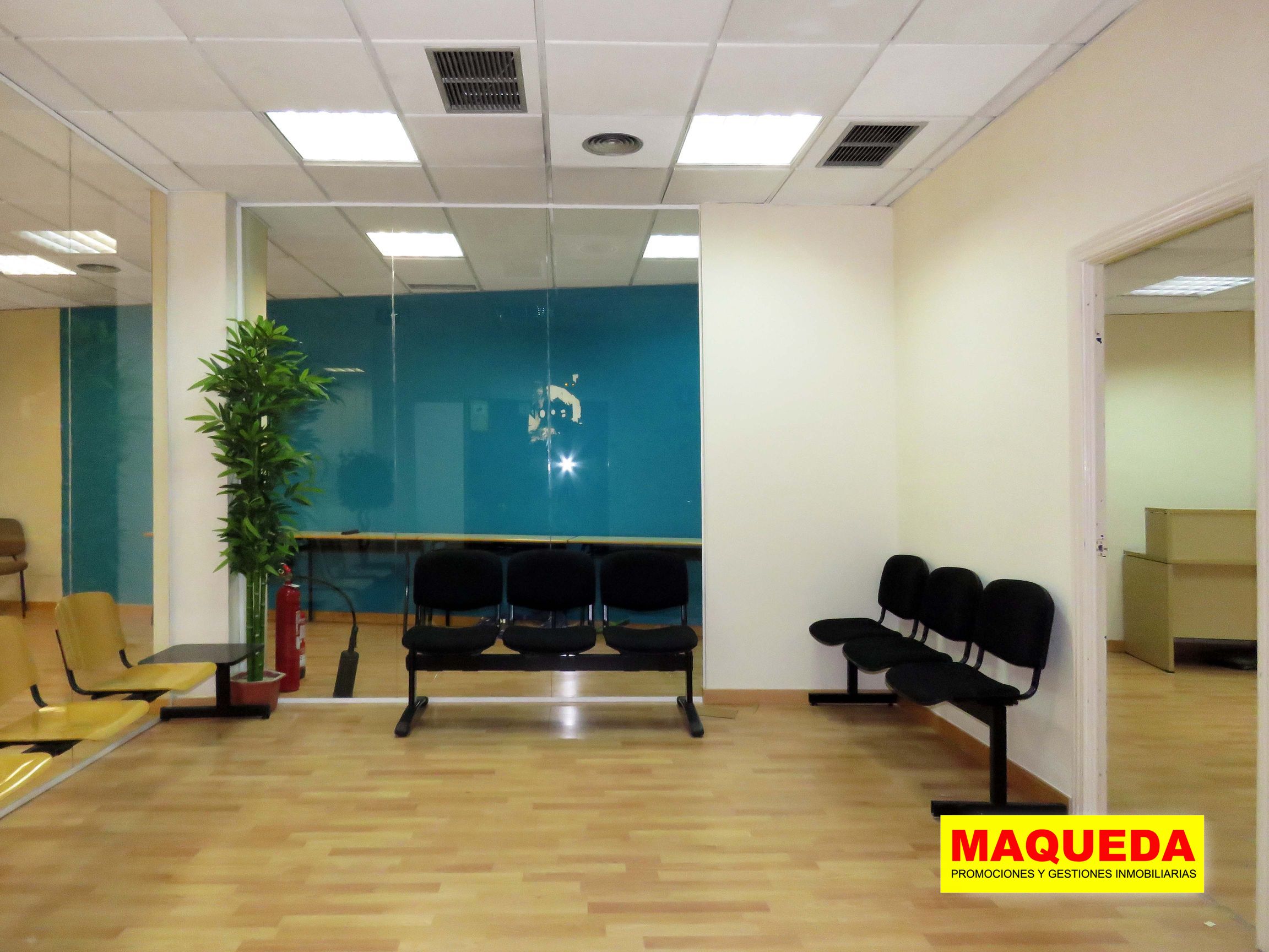 Sala de espera de oficina en alquiler en Alcorcón