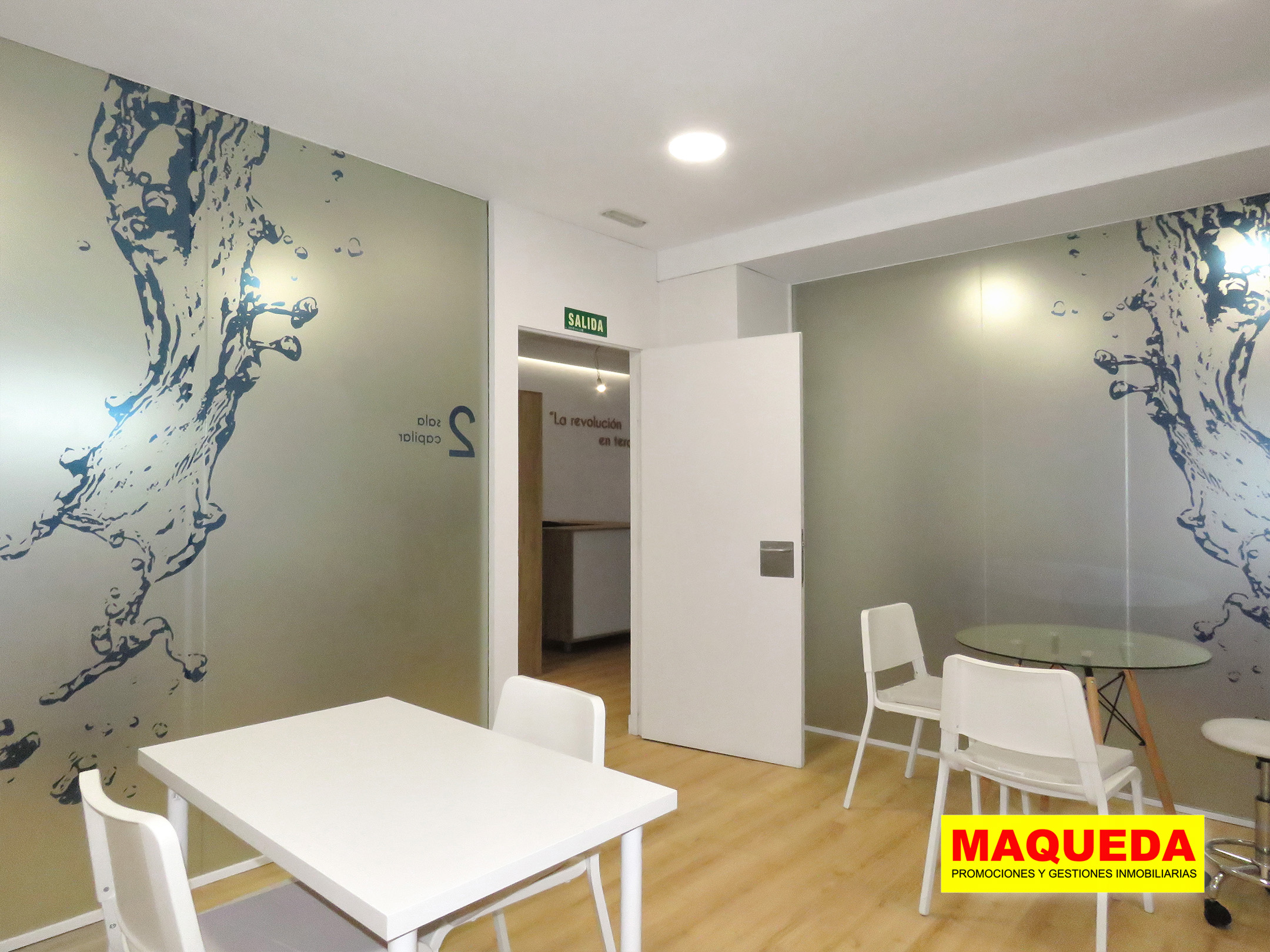 Sala de juntas del local comercial en venta en el centro de Alcorcón