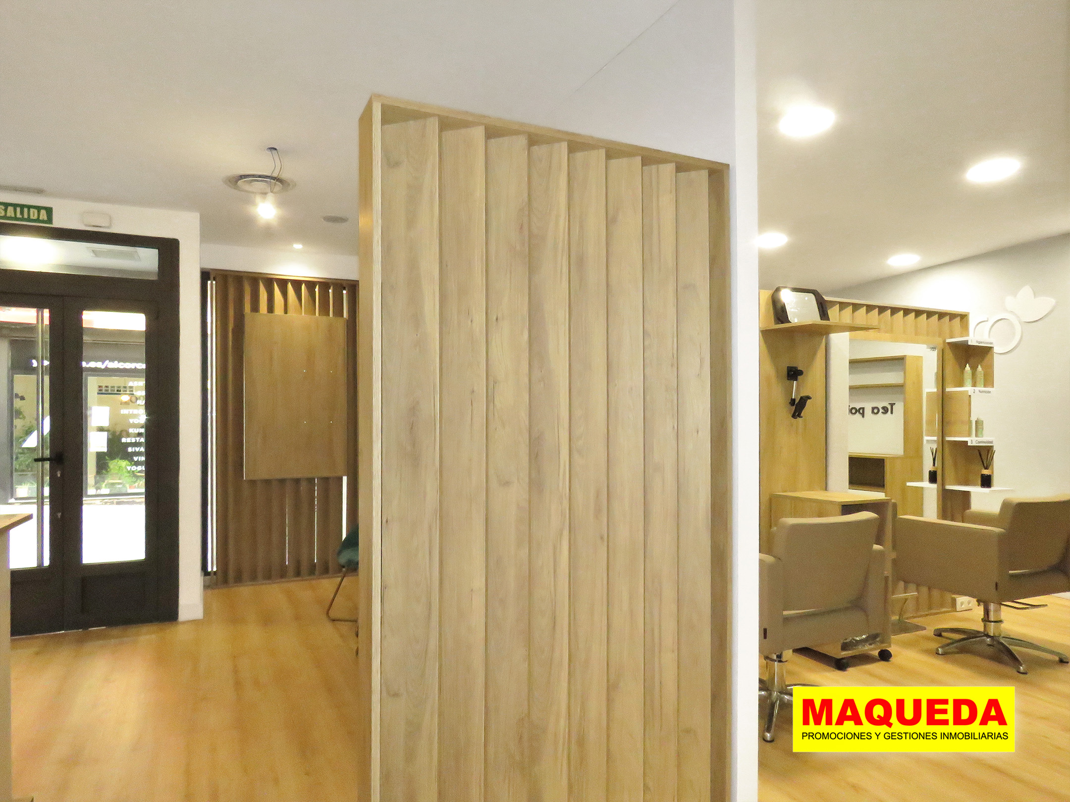 Zona de atención al público del local comercial en el centro de Alcorcón