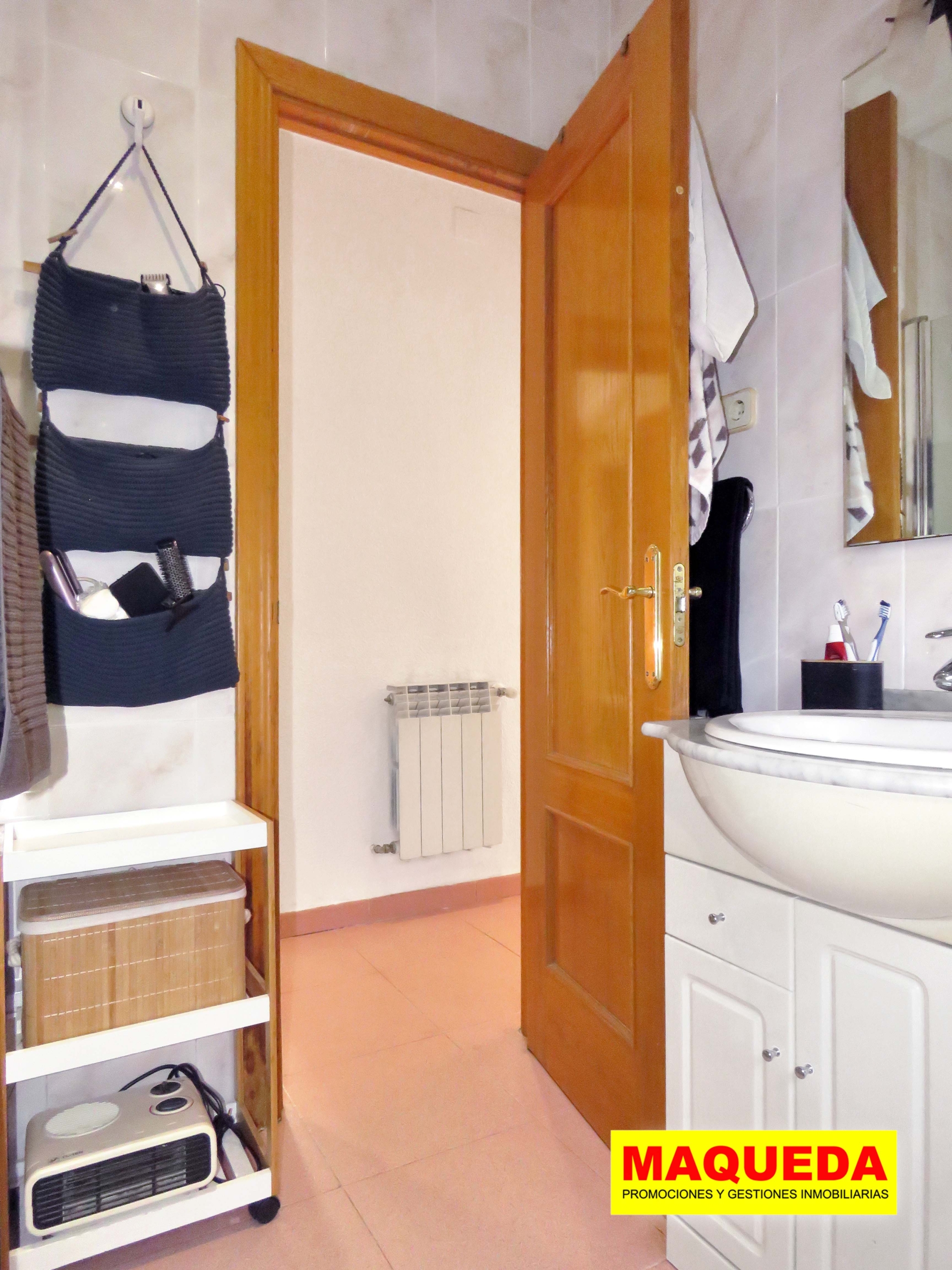 Baño del chalet completo y con bañera