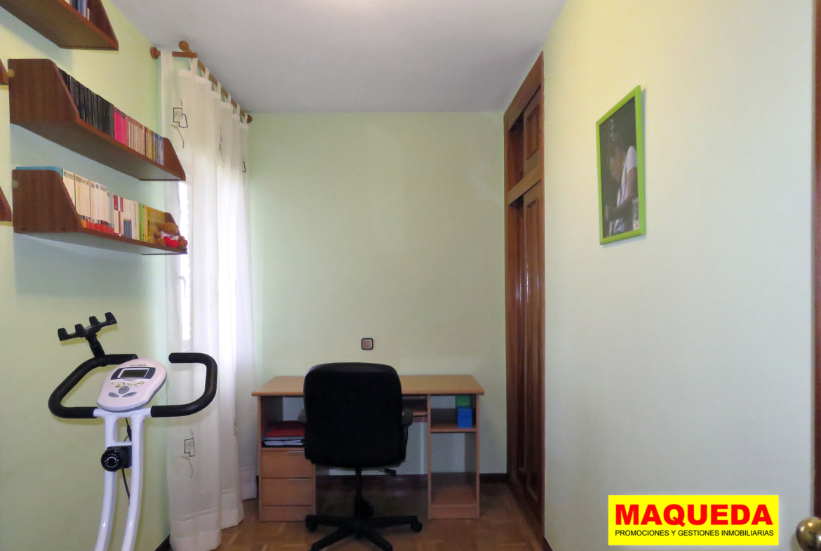 Dormitorio individual del piso en venta en Alcorcón - Avenida del Oeste