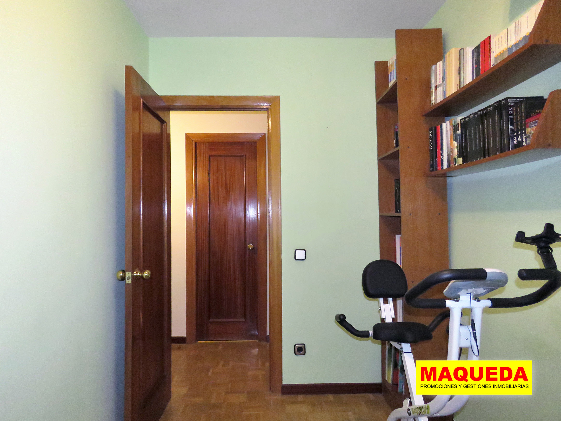 Dormitorio individual del piso en venta en avenida del Oeste de Alcorcón