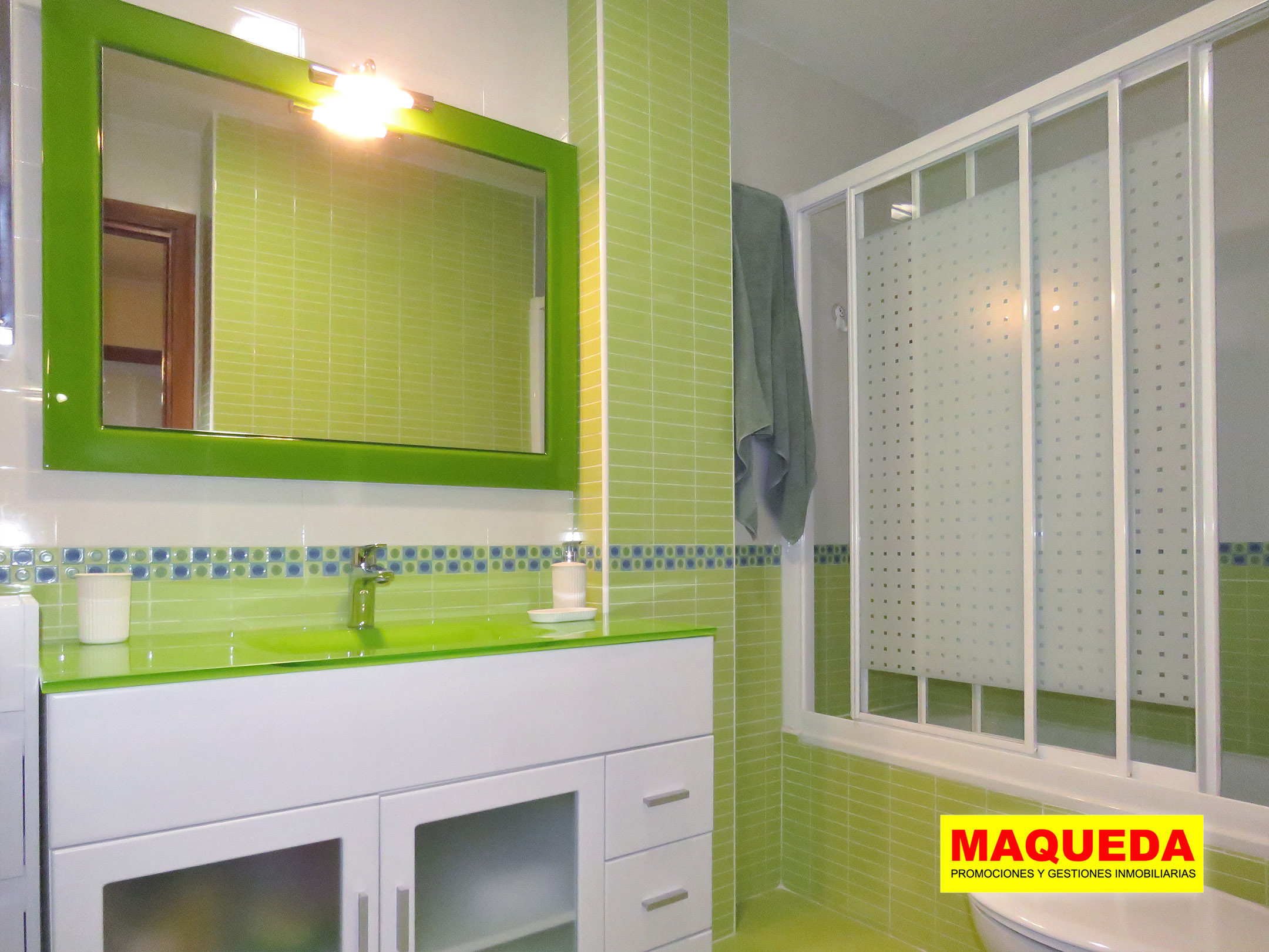 Baño del piso en venta en avenida del Oeste de Alcorcón