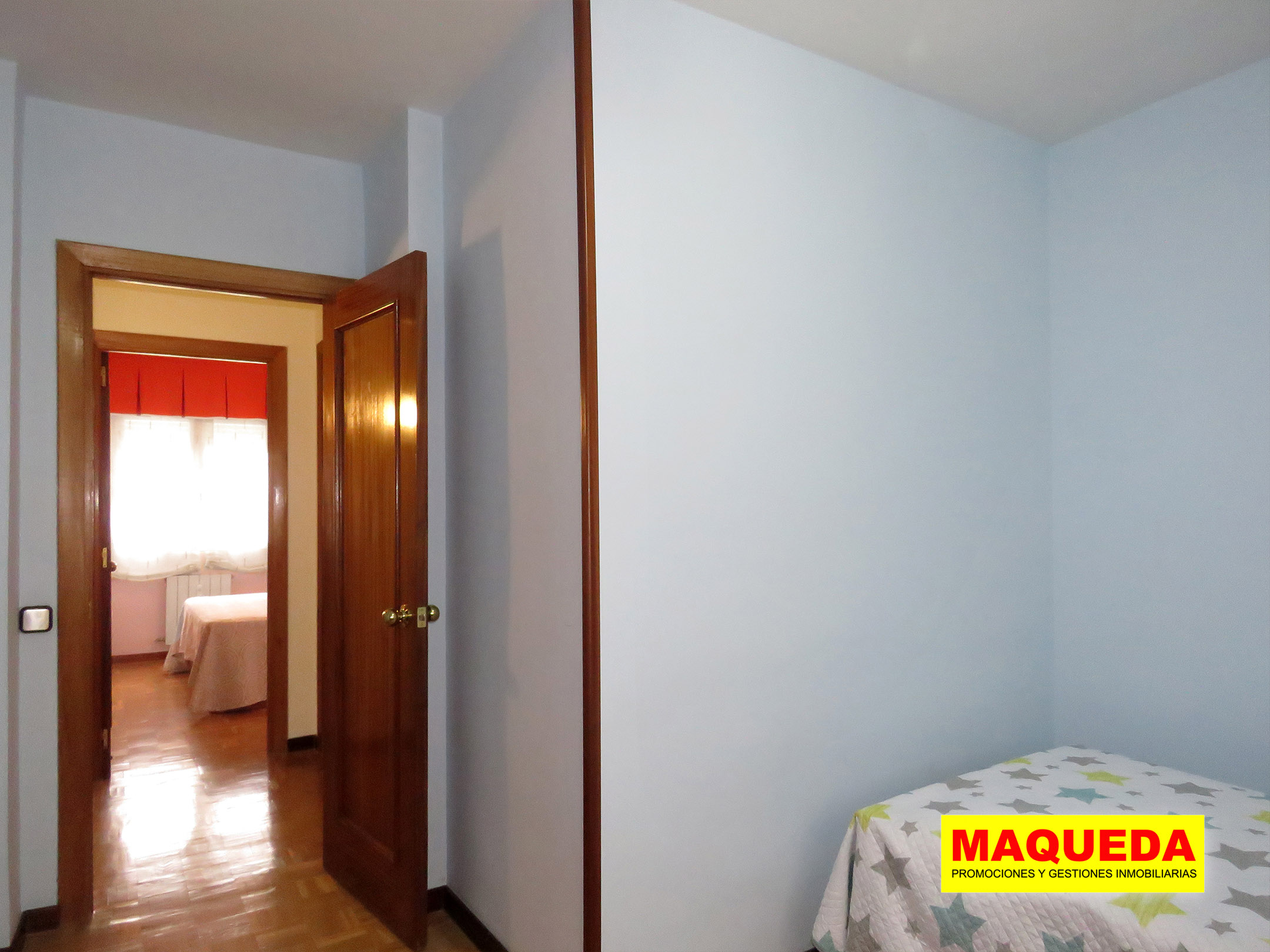 Dormitorio doble del piso en venta en avenida del Oeste de Alcorcón