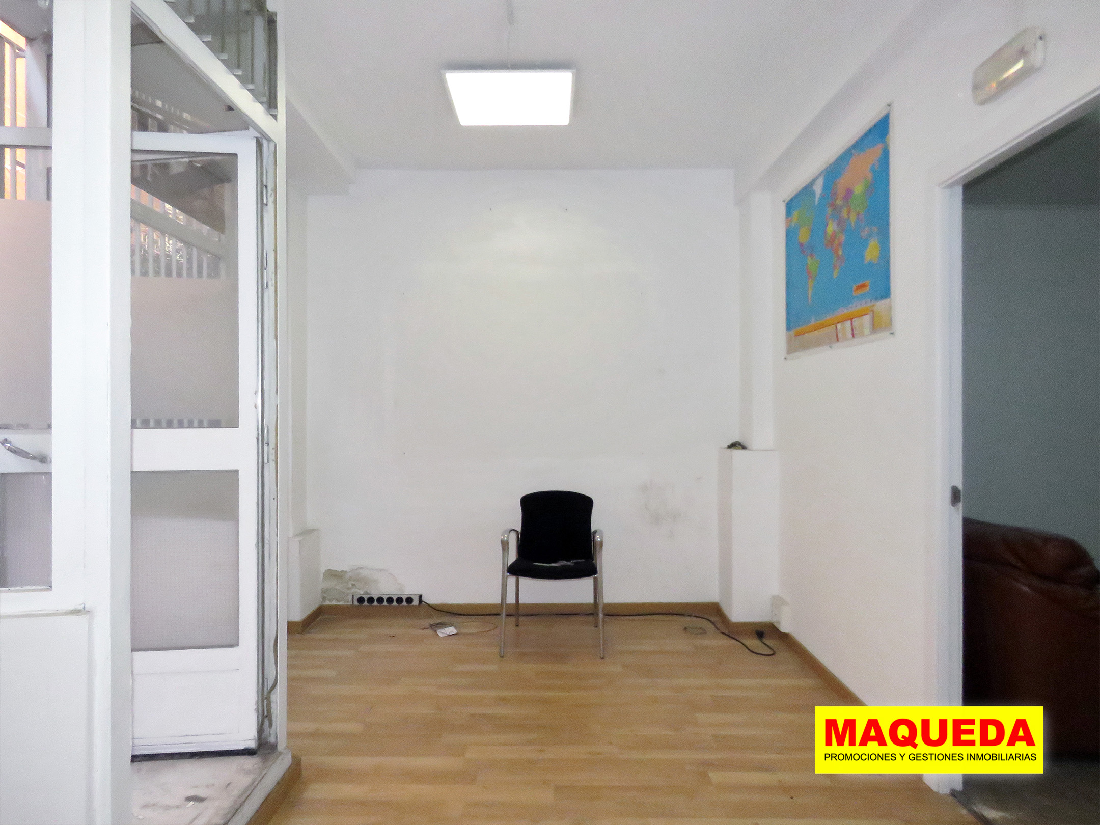 Sala principal del local en calle San Juan de Alcorcón