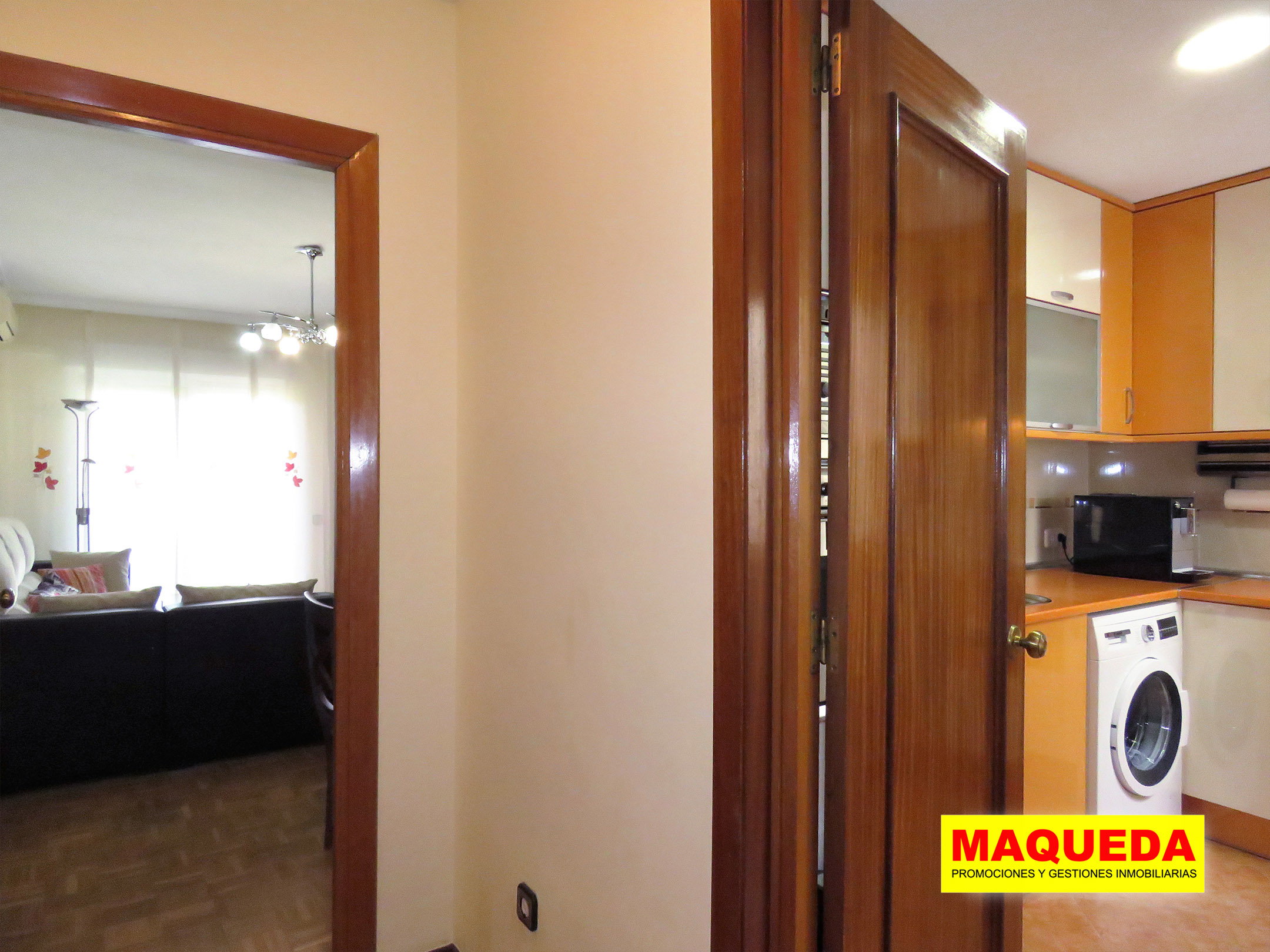 Hall de entrada al piso en venta en Alcorcón