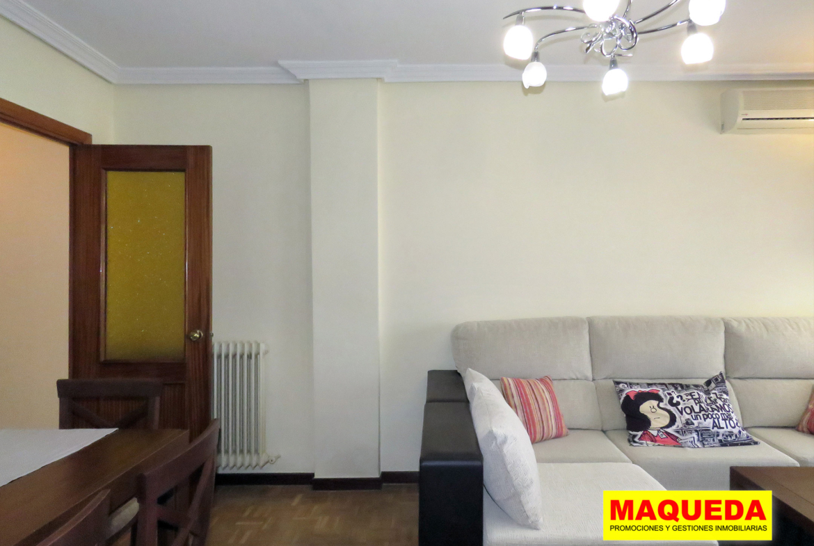 Salón del piso en venta en Alcorcón - Avenida del Oeste