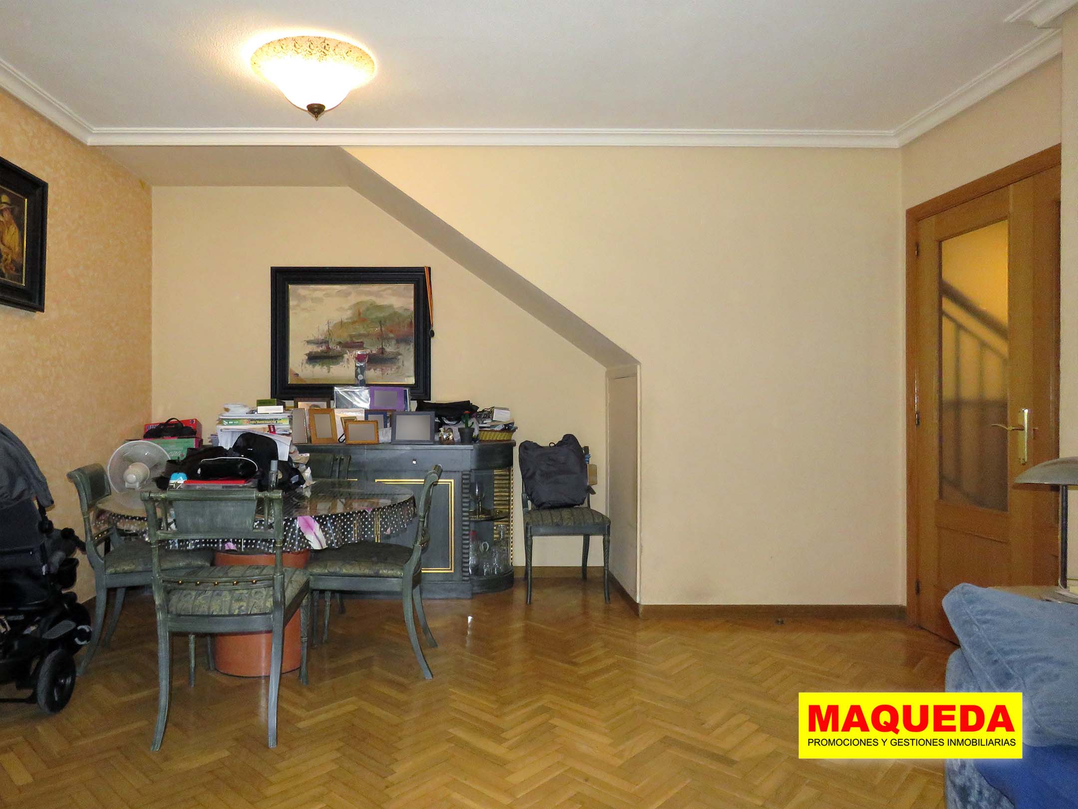 Salón del ático dúplex en venta en Prado Santo Domingo