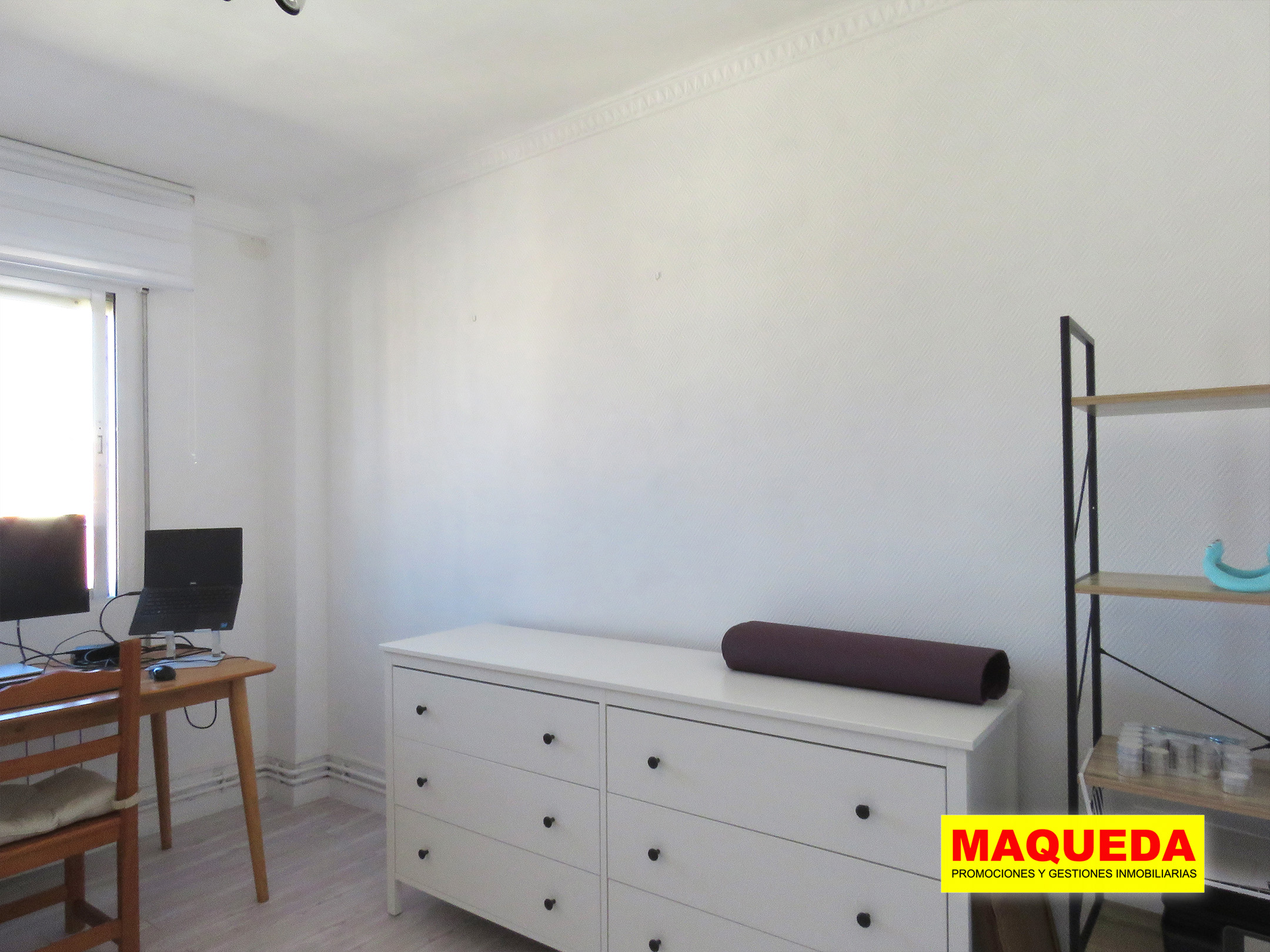 Dormitorio individual del piso en venta en Alcorcón