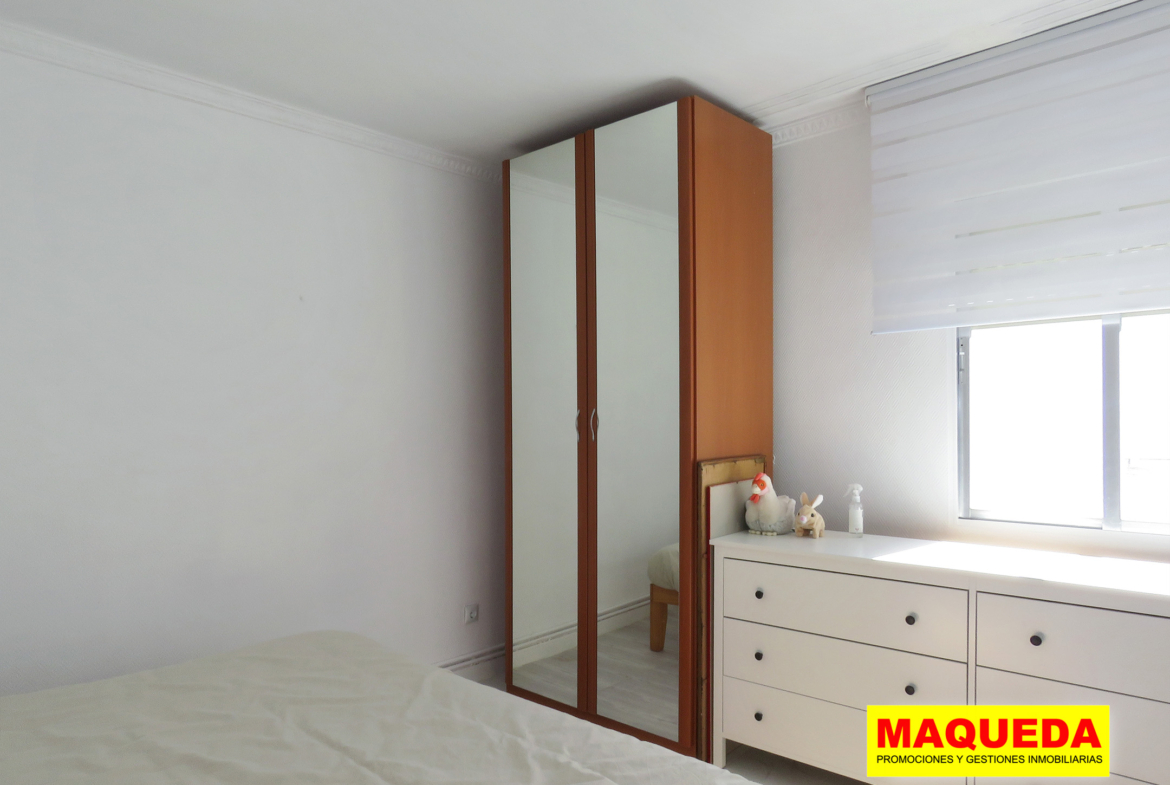 Dormitorio principal del piso en venta en calle Cañada de Alcorcón