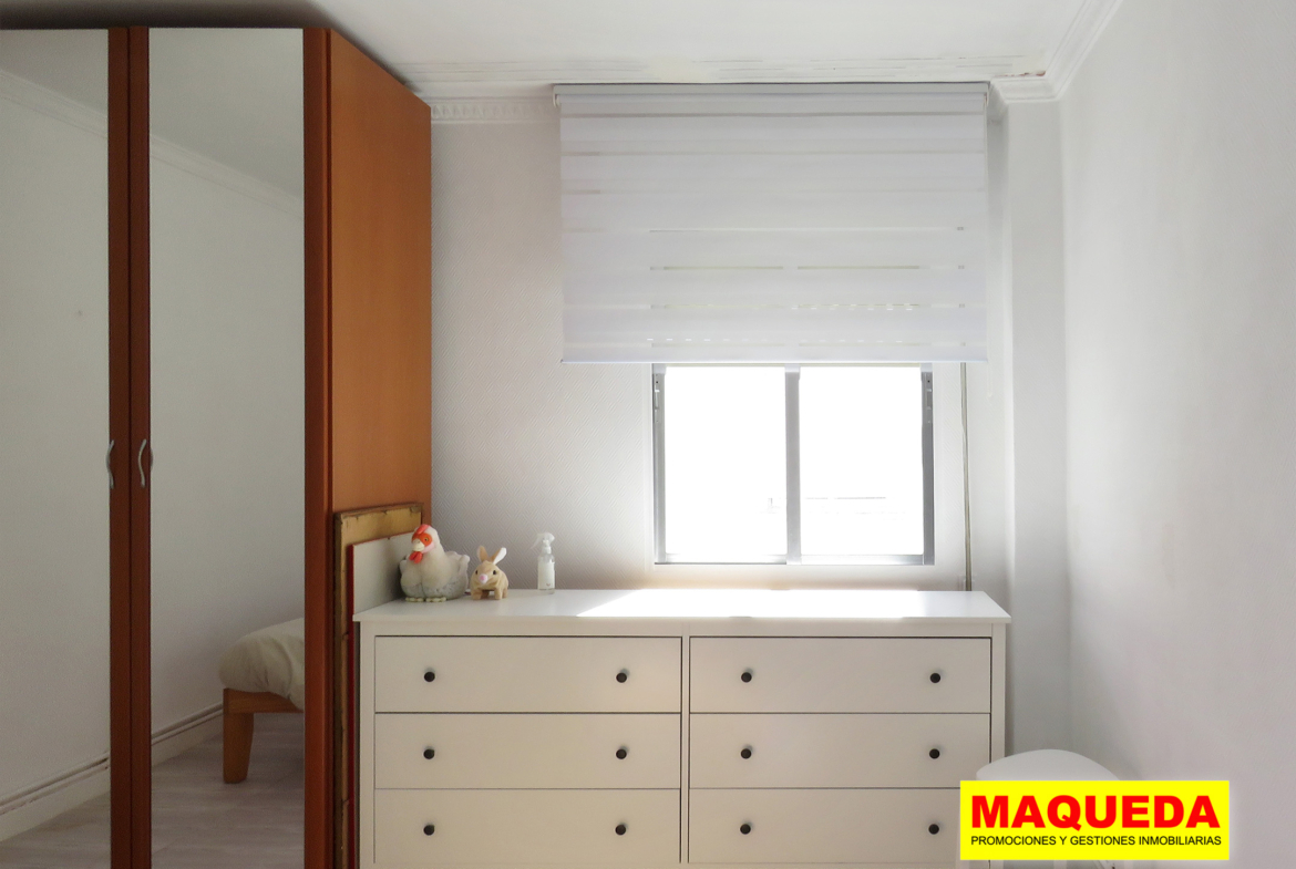 Dormitorio principal del piso en venta en el centro de Alcorcón