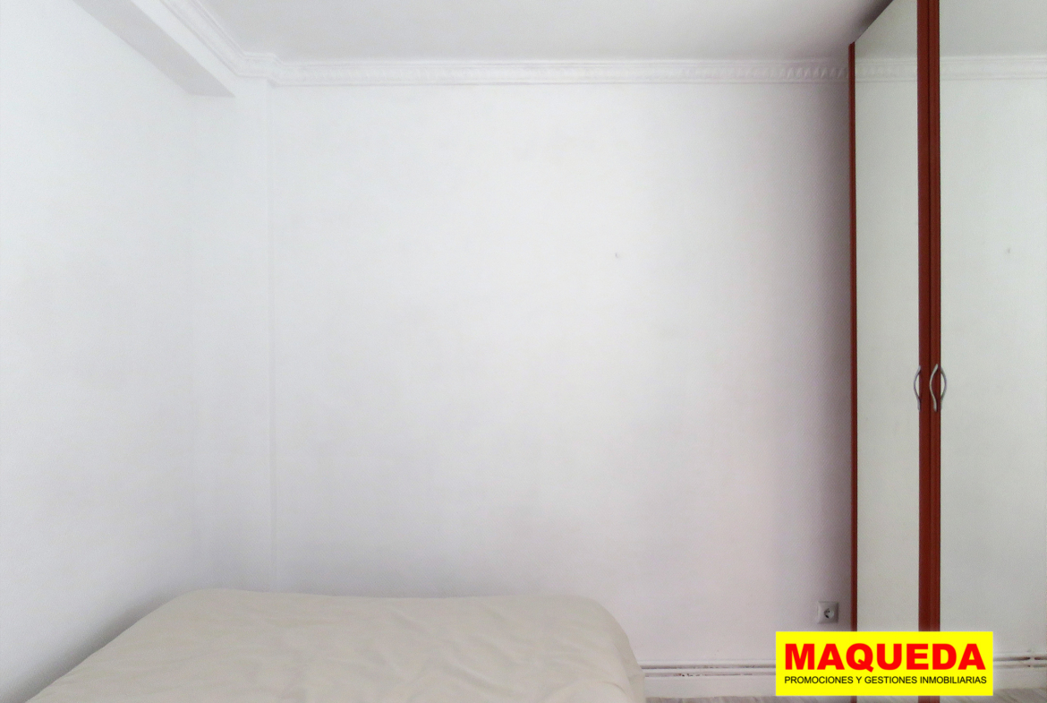 Dormitorio principal del piso en venta junto a la calle Mayor de Alcorcón