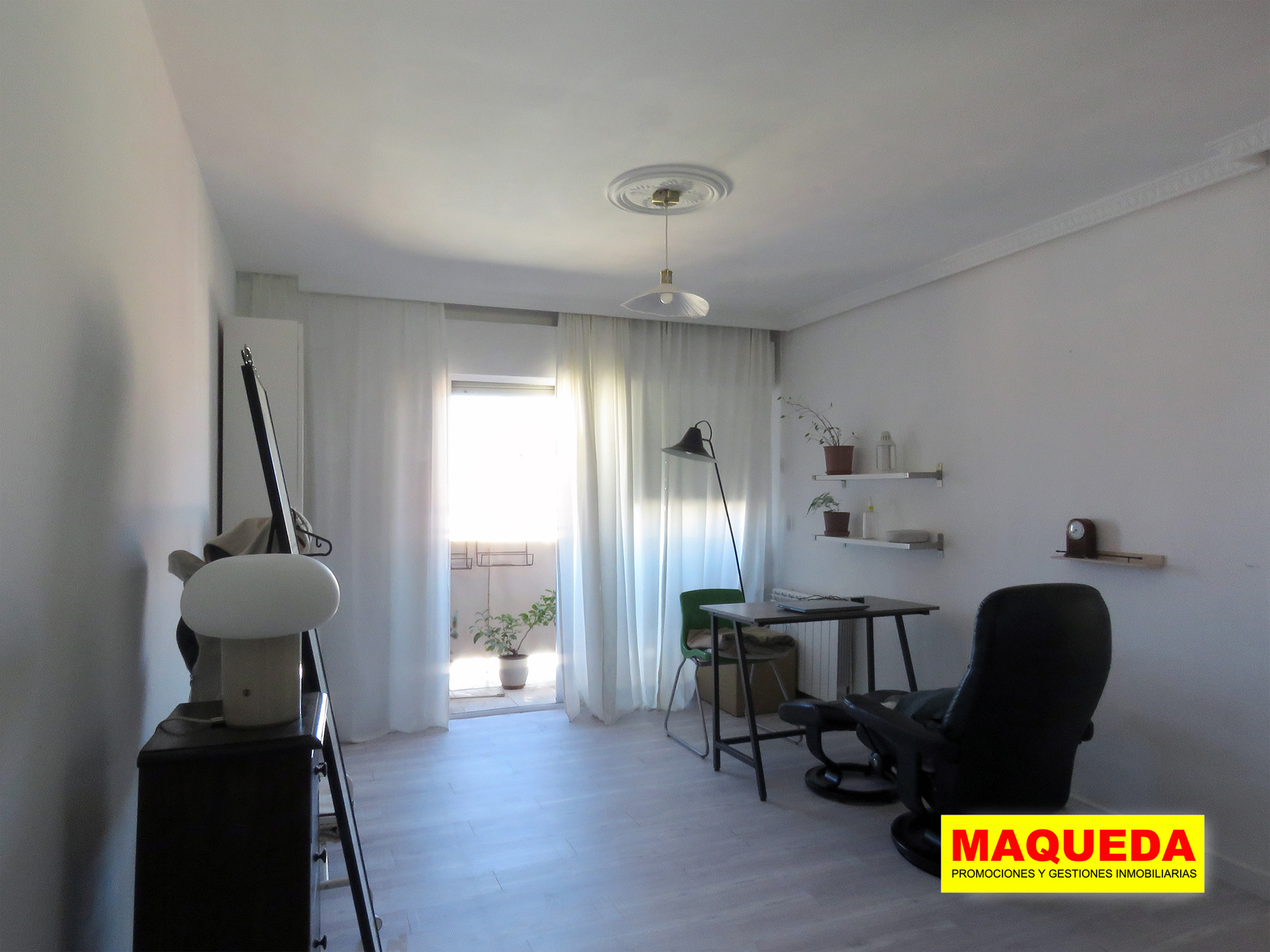 Salón del piso en venta junto a calle Los Cantos de Alcorcón