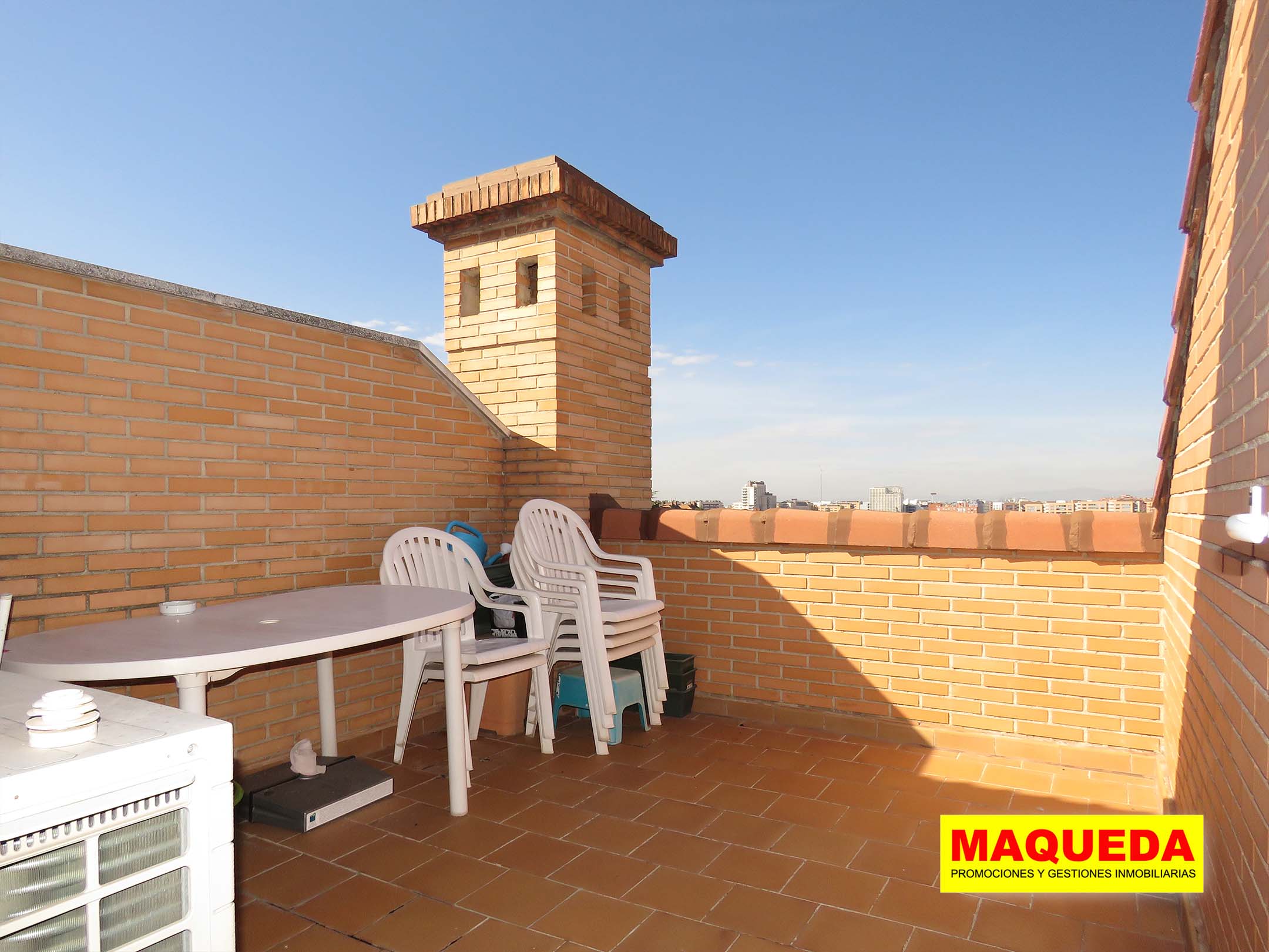 Terraza del ático en venta en Alcorcón