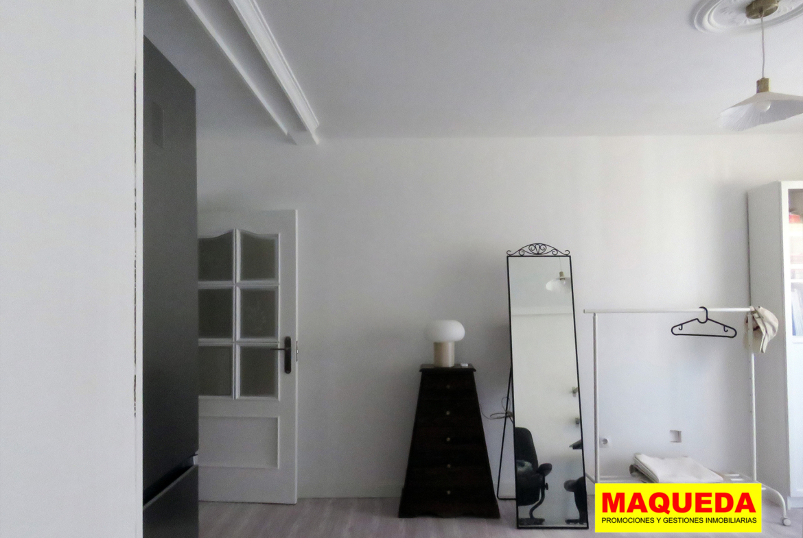 Salón del piso en el centro de Alcorcón