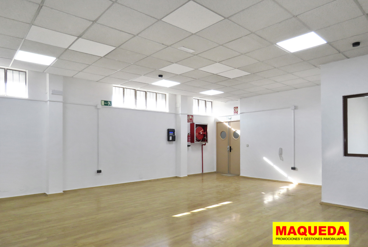 Sala de trabajo de la nave en alquiler en Alcorcón