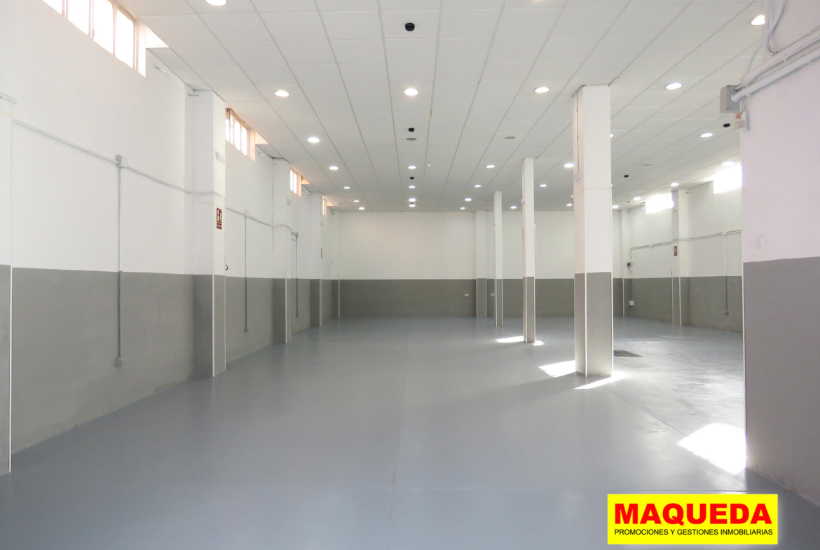 Área industrial de la nave en alquiler en Alcorcón