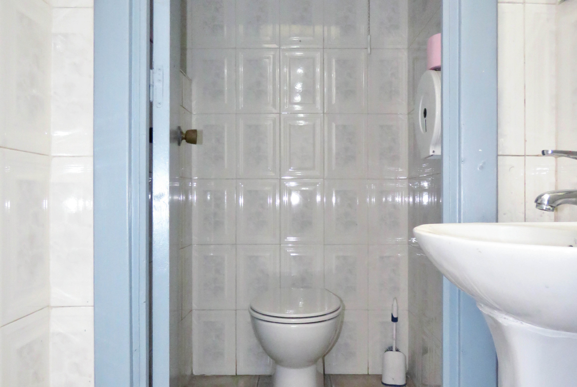 Aseo de la nave en alquiler en Alcorcón