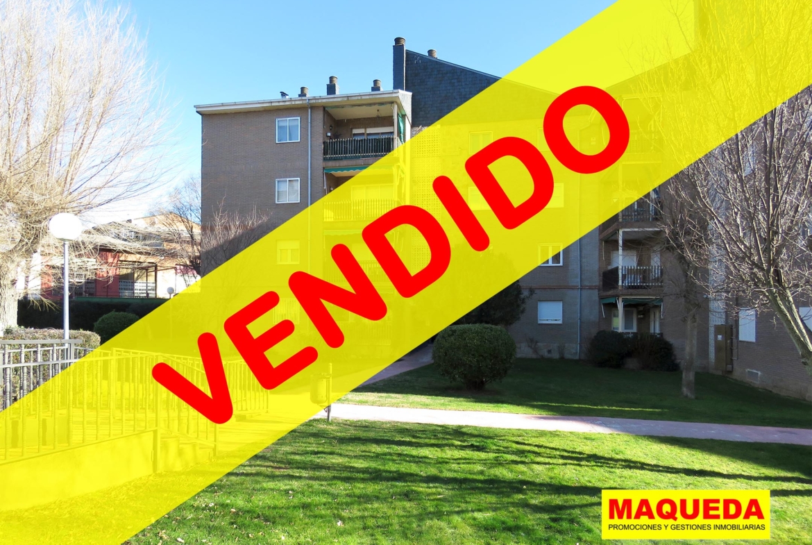 Piso en venta en Guadarrama urbanización La Jarosa I con etiqueta de VENDIDO