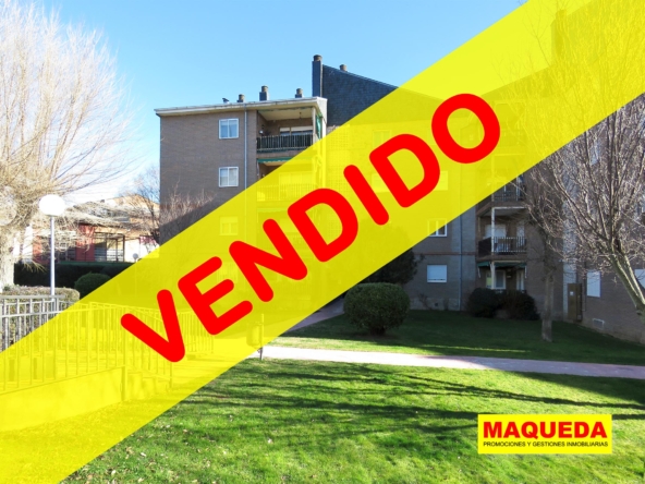 Piso en venta en Guadarrama urbanización La Jarosa I con etiqueta de VENDIDO