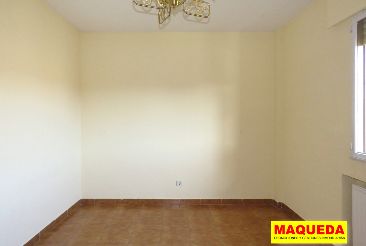 Dormitorio principal del piso en venta en Guadarrama