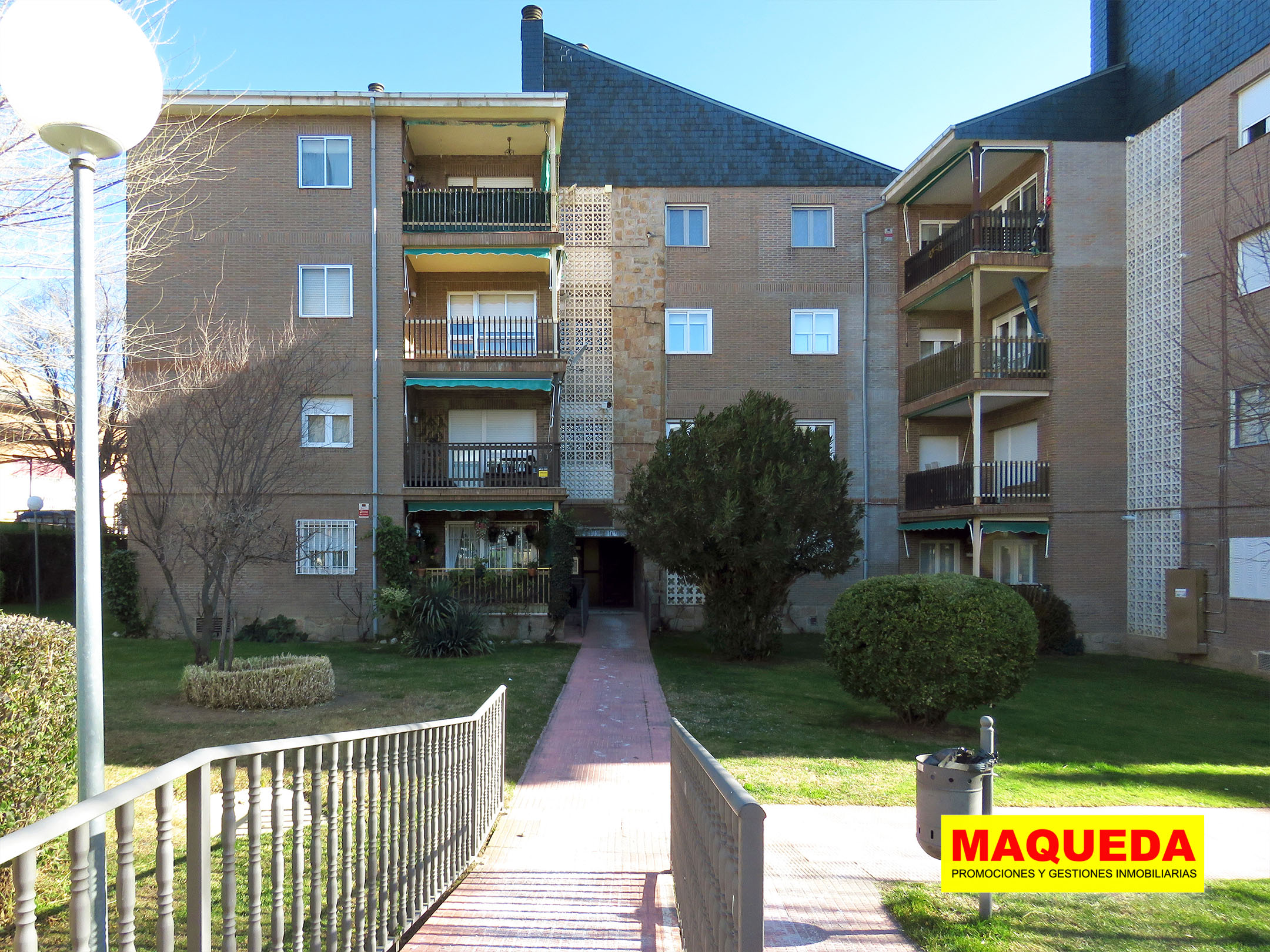 Fachada del piso en venta en Guadarrama - La Jarosa I