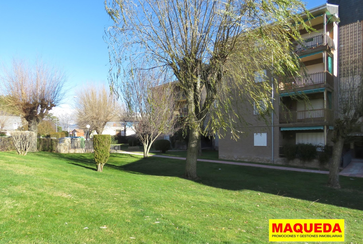 Jardín del piso en venta en Guadarrama - La Jarosa I