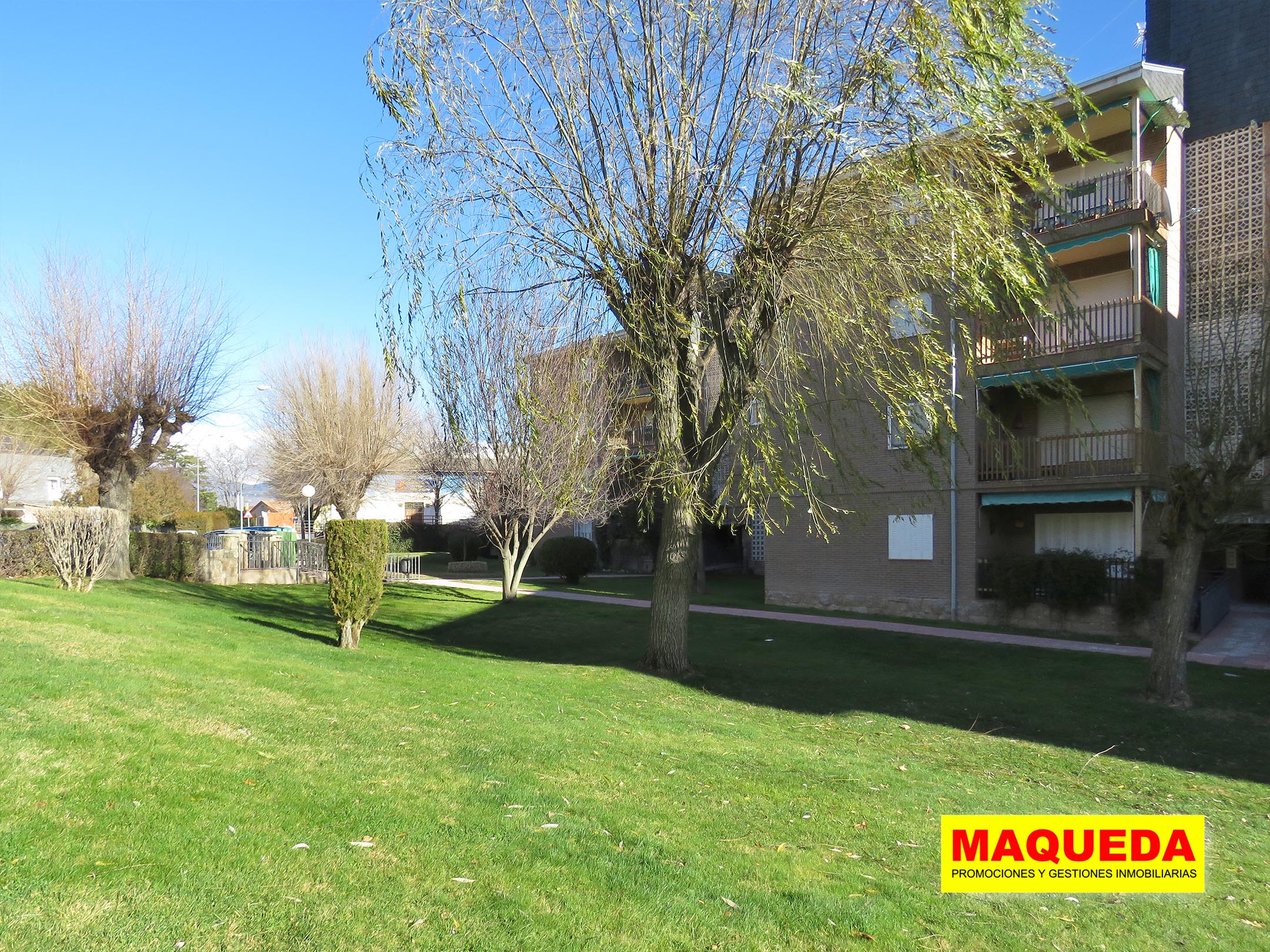 Jardín del piso en venta en Guadarrama - La Jarosa I