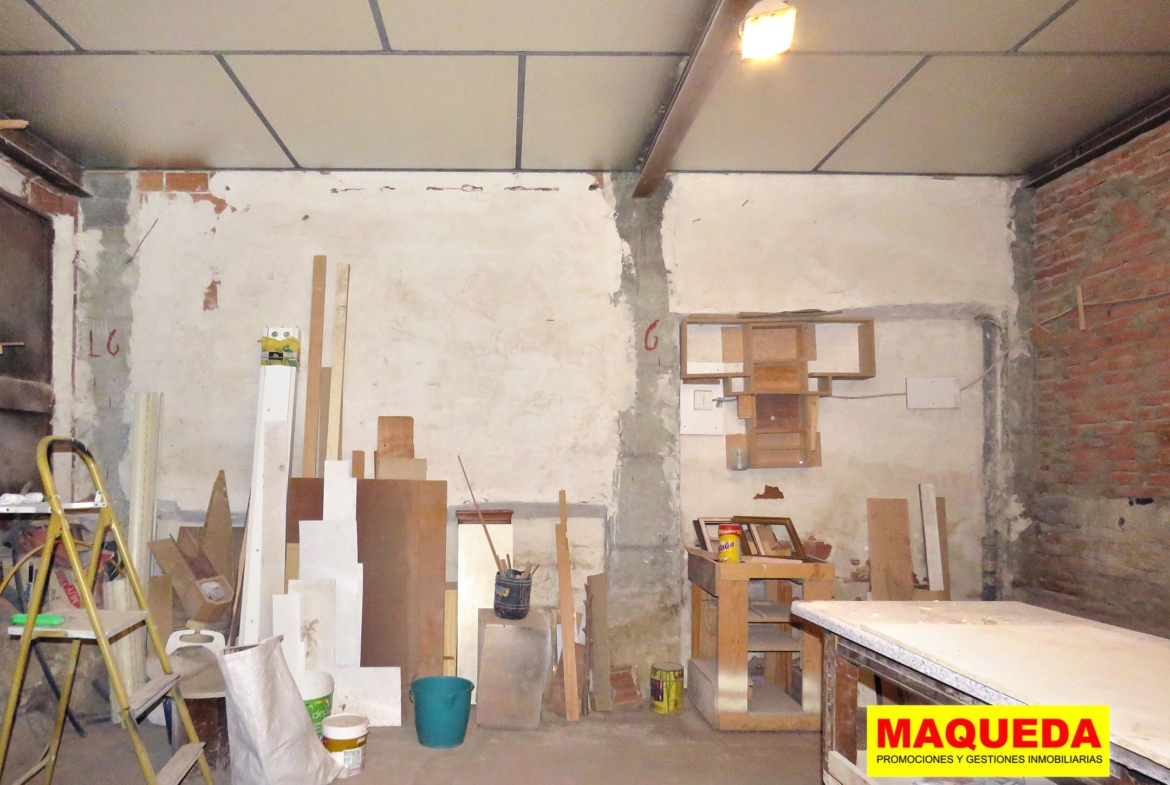 Interior del local/almacén en venta en Alcorcón - zona centro