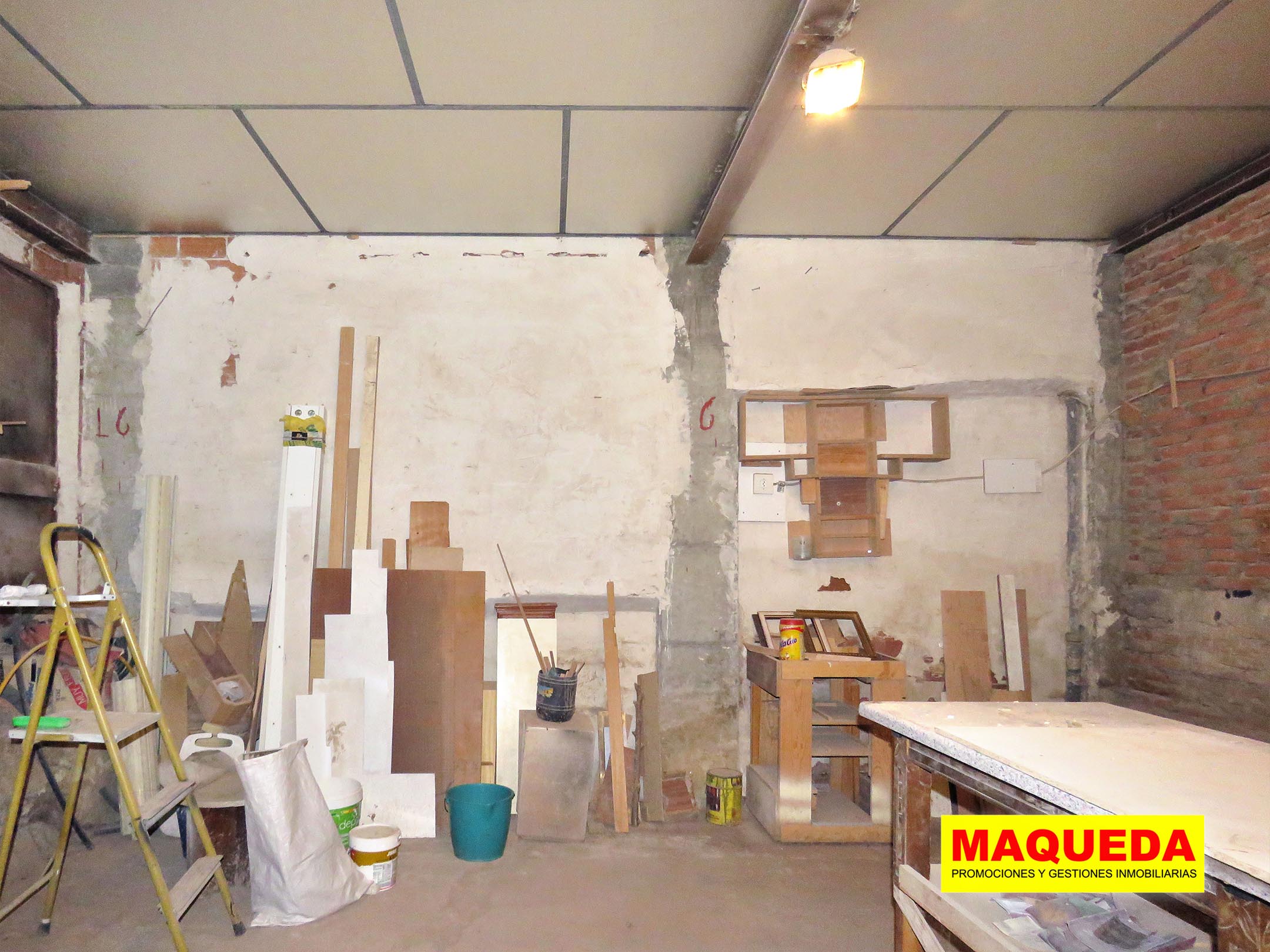 Interior del local/almacén en venta en Alcorcón - zona centro