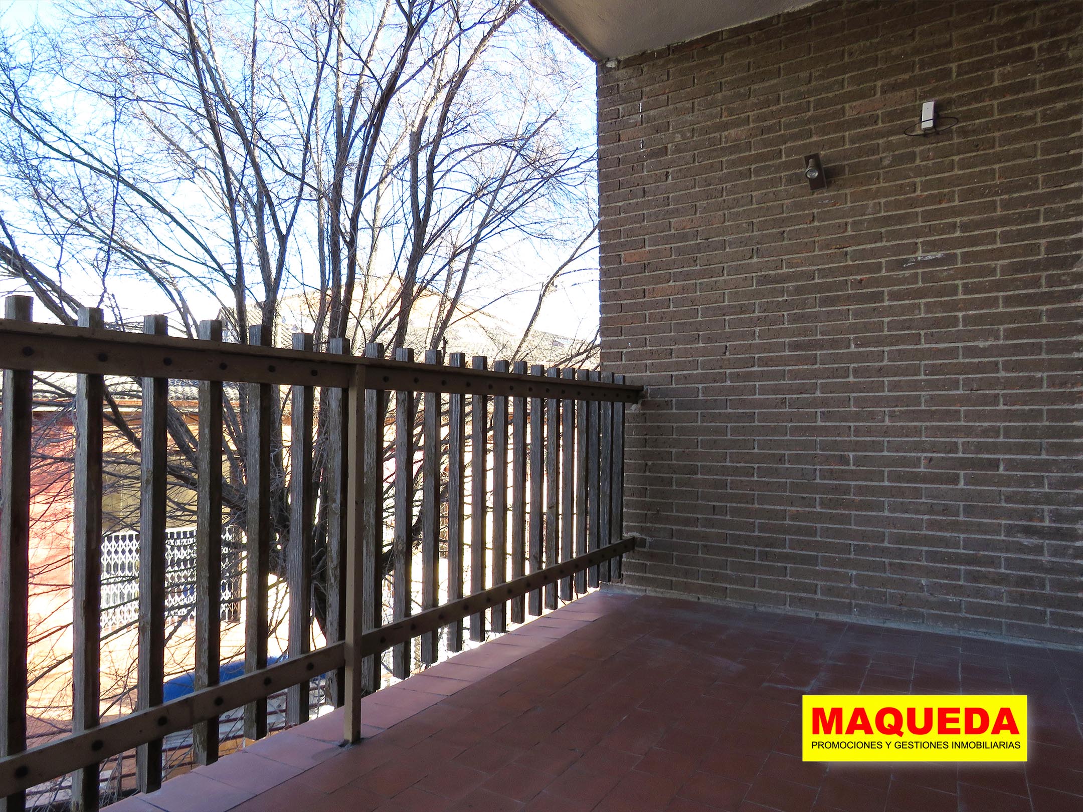 Terraza abierta del piso en venta en Guadarrama - La Jarosa