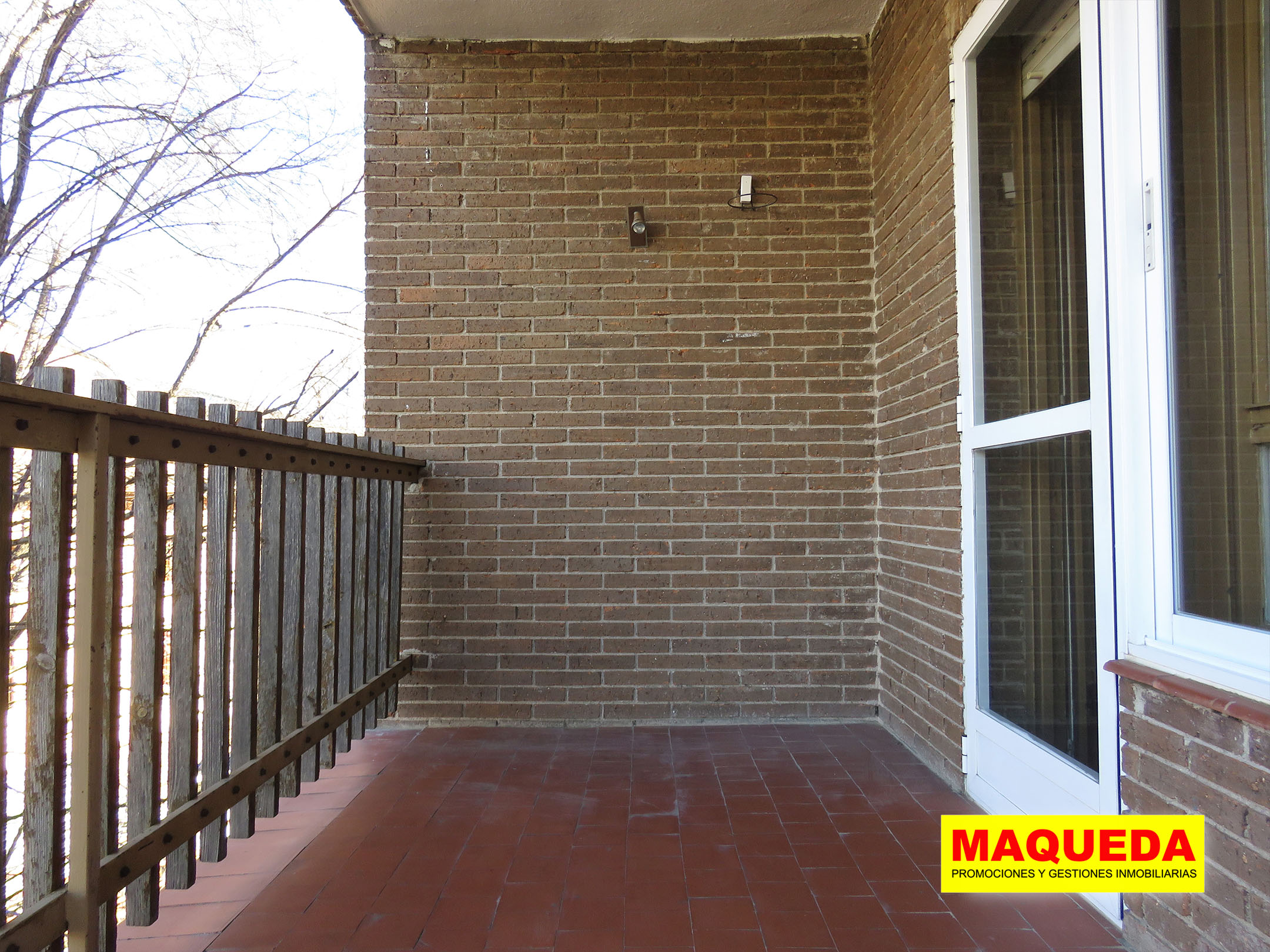 Terraza abierta del piso en venta en Guadarrama - Urbanización La Jarosa