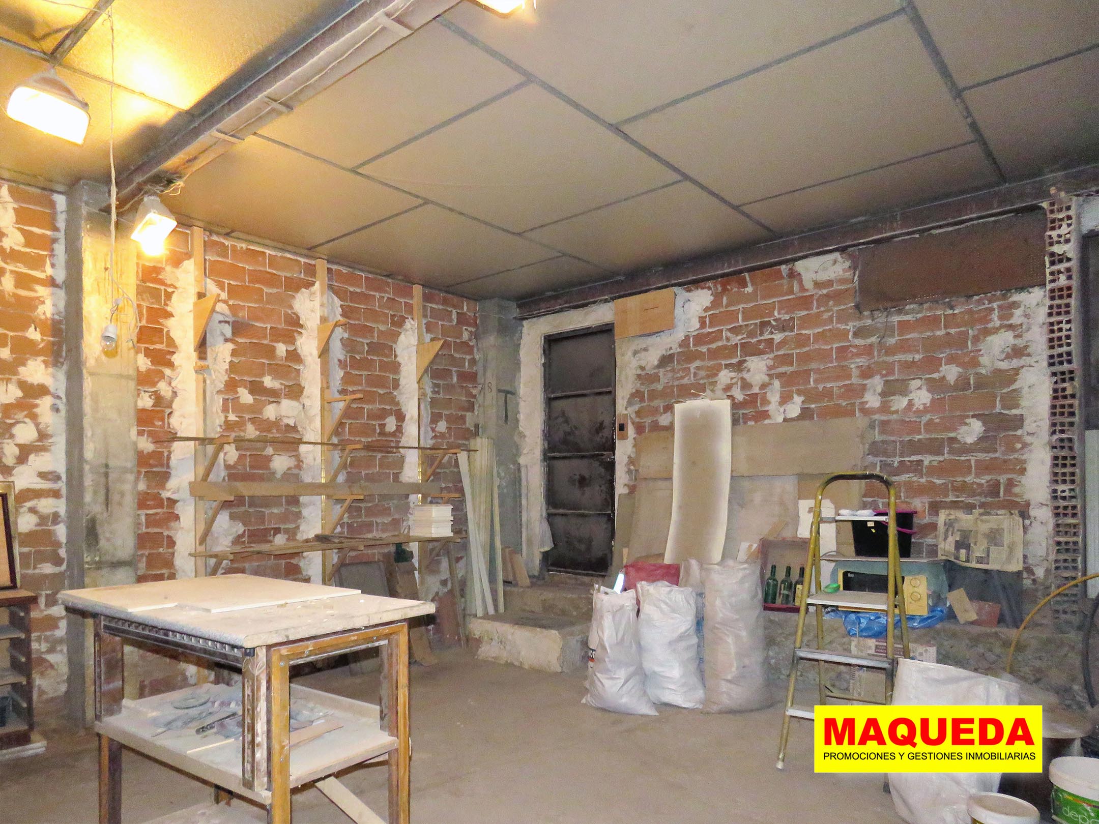 Zona de taller o almacén en el local en venta en Alcorcón - centro