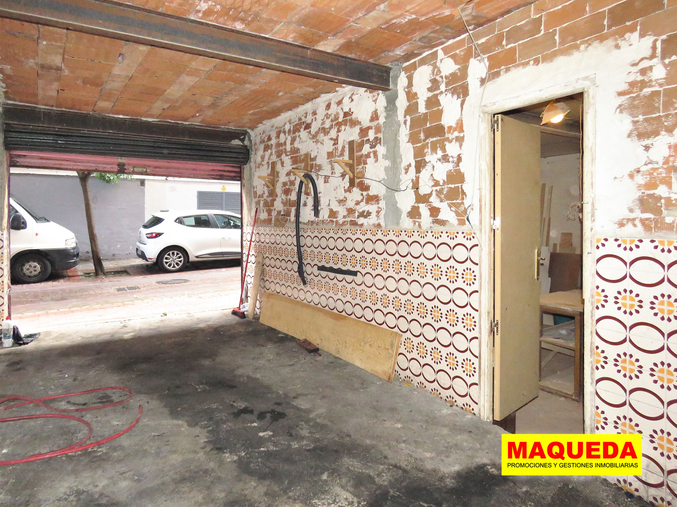 División del local con garaje en venta en el centro de Alcorcón