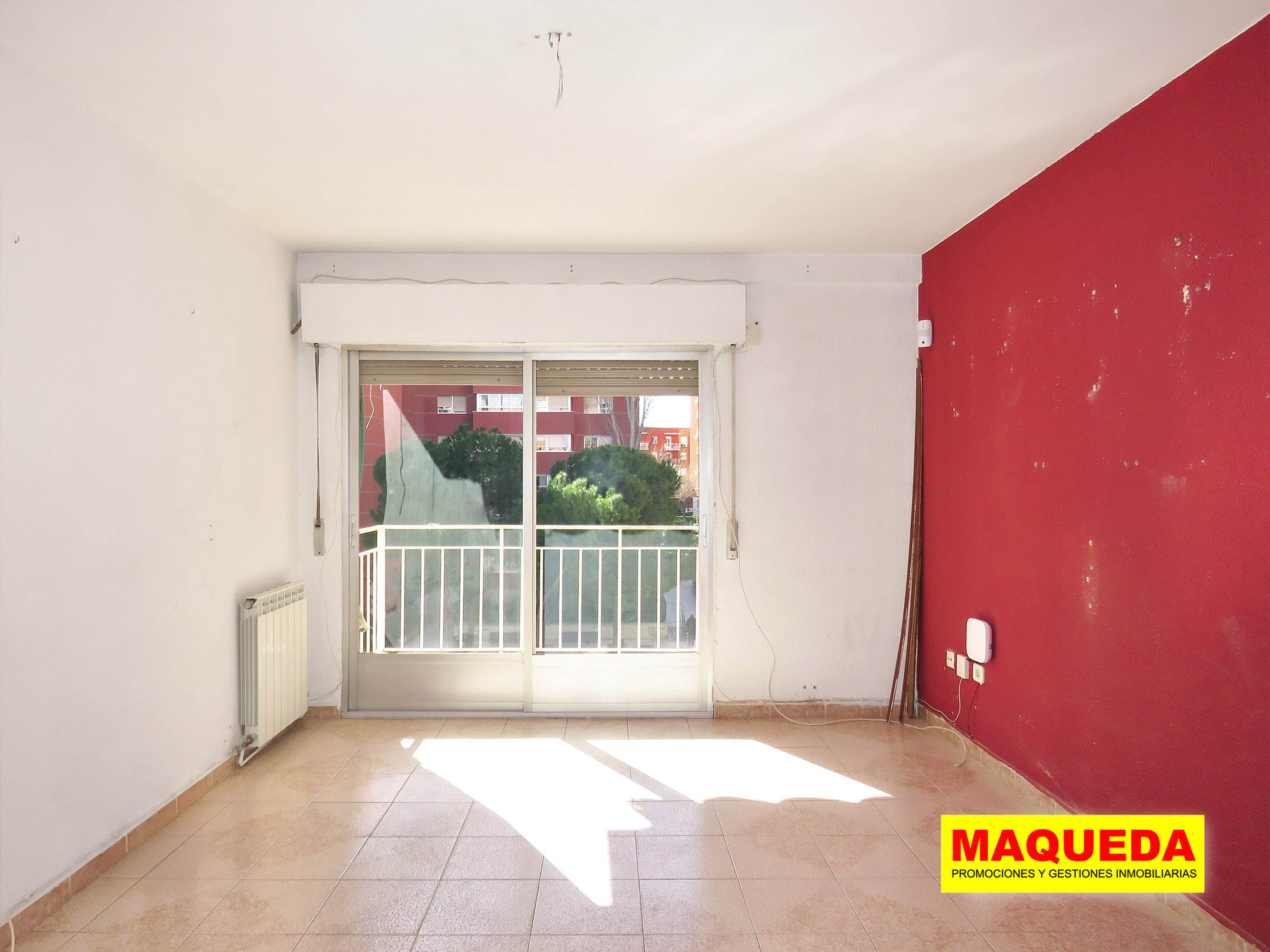Salón con terraza del piso en venta en Alcorcón centro - Polvoranca