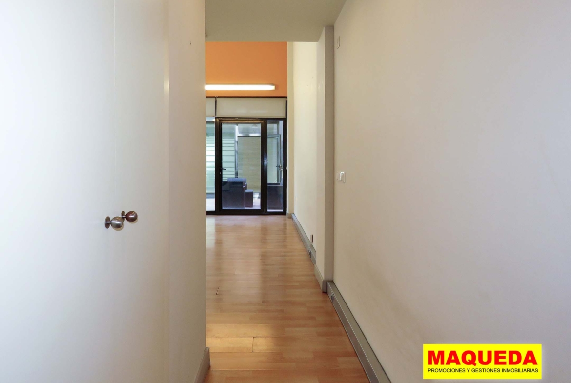 Entrada del loft en venta en Alcorcón