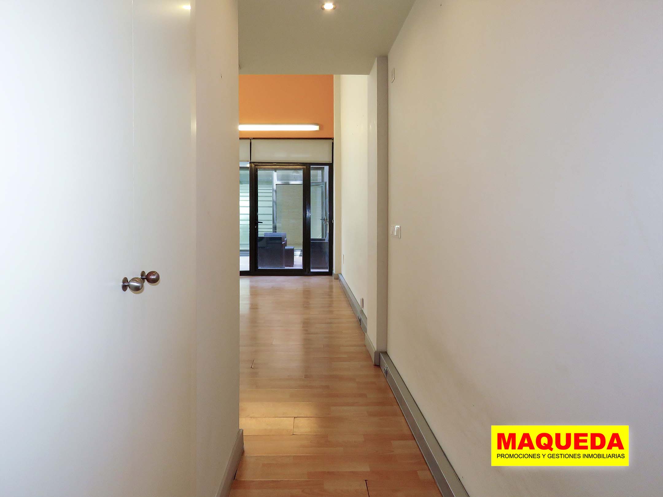 Entrada del loft en venta en Alcorcón