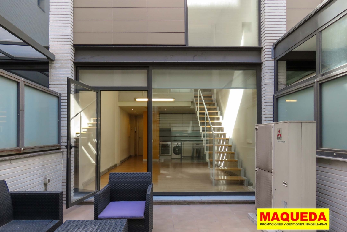 Jardín y planta baja del Loft en venta en Alcorcón con jardín – Puerta del Sur