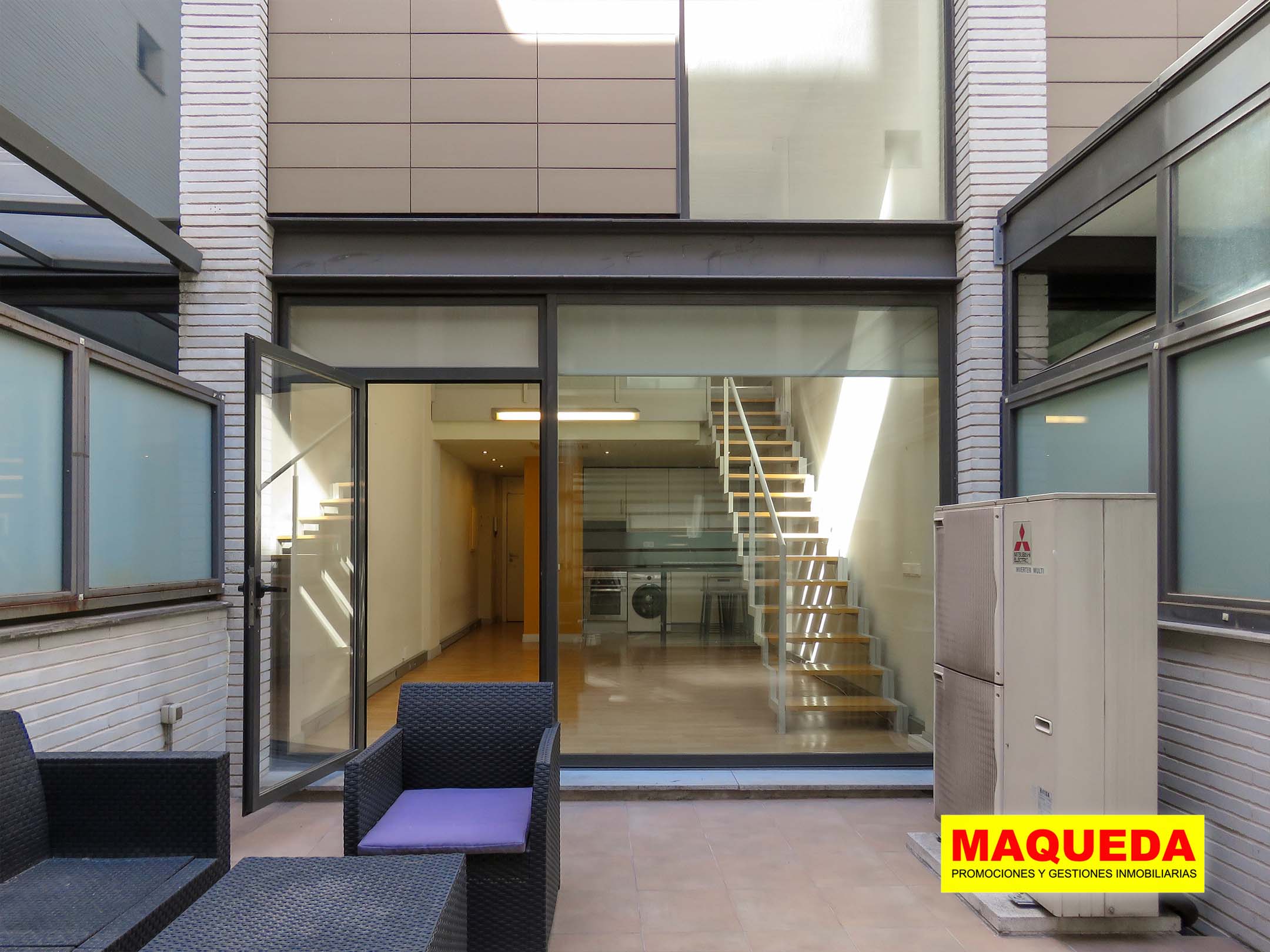 Jardín y planta baja del Loft en venta en Alcorcón con jardín – Puerta del Sur