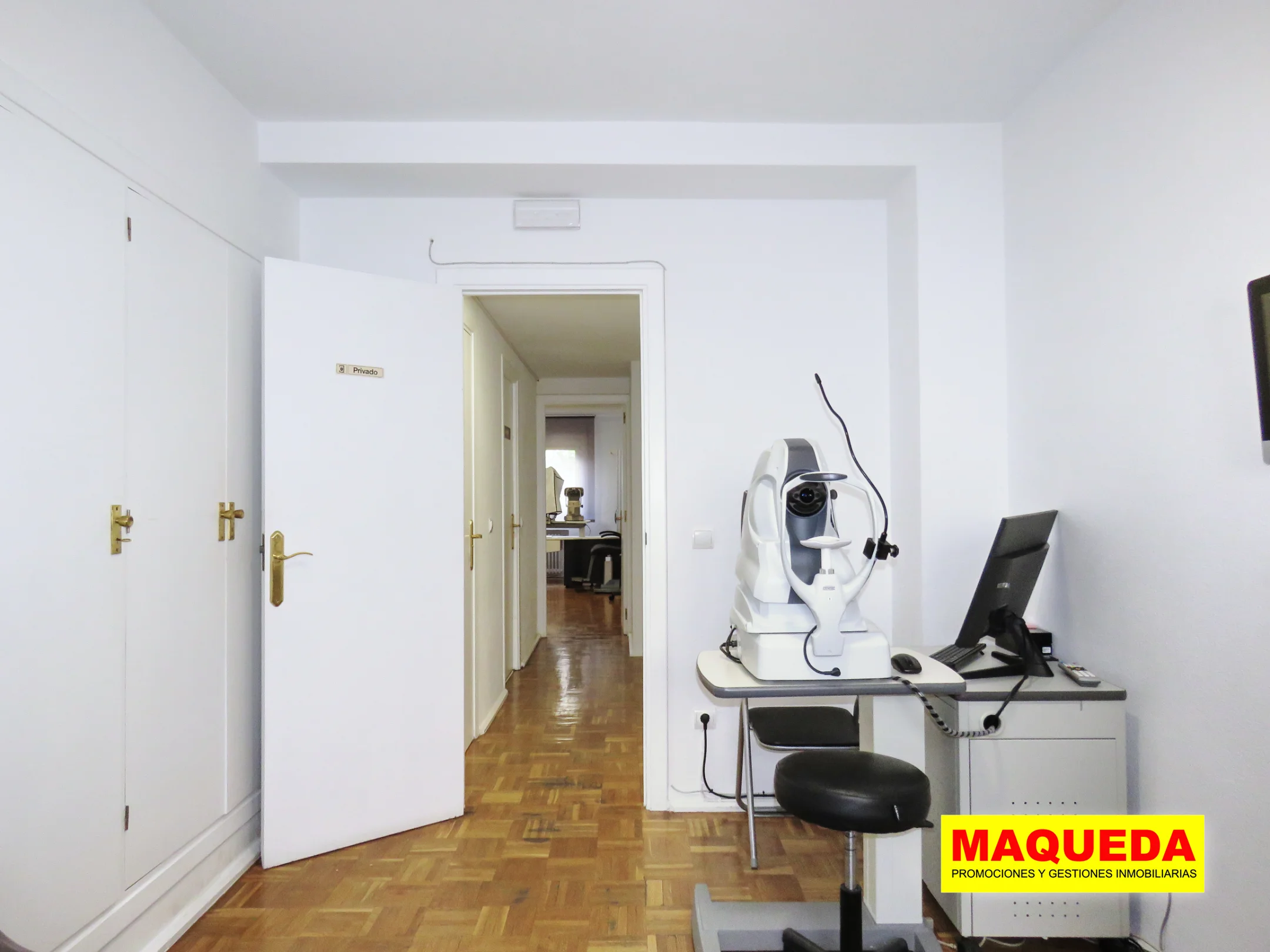 Dormitorio con armario o despacho del piso en venta en el centro de Alcorcón