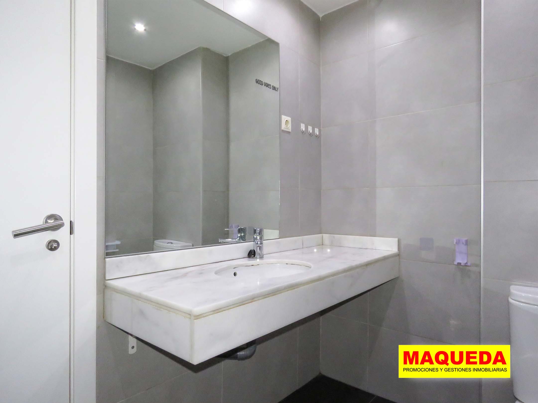 Baño del Loft en venta en Alcorcón con jardín – Puerta del Sur