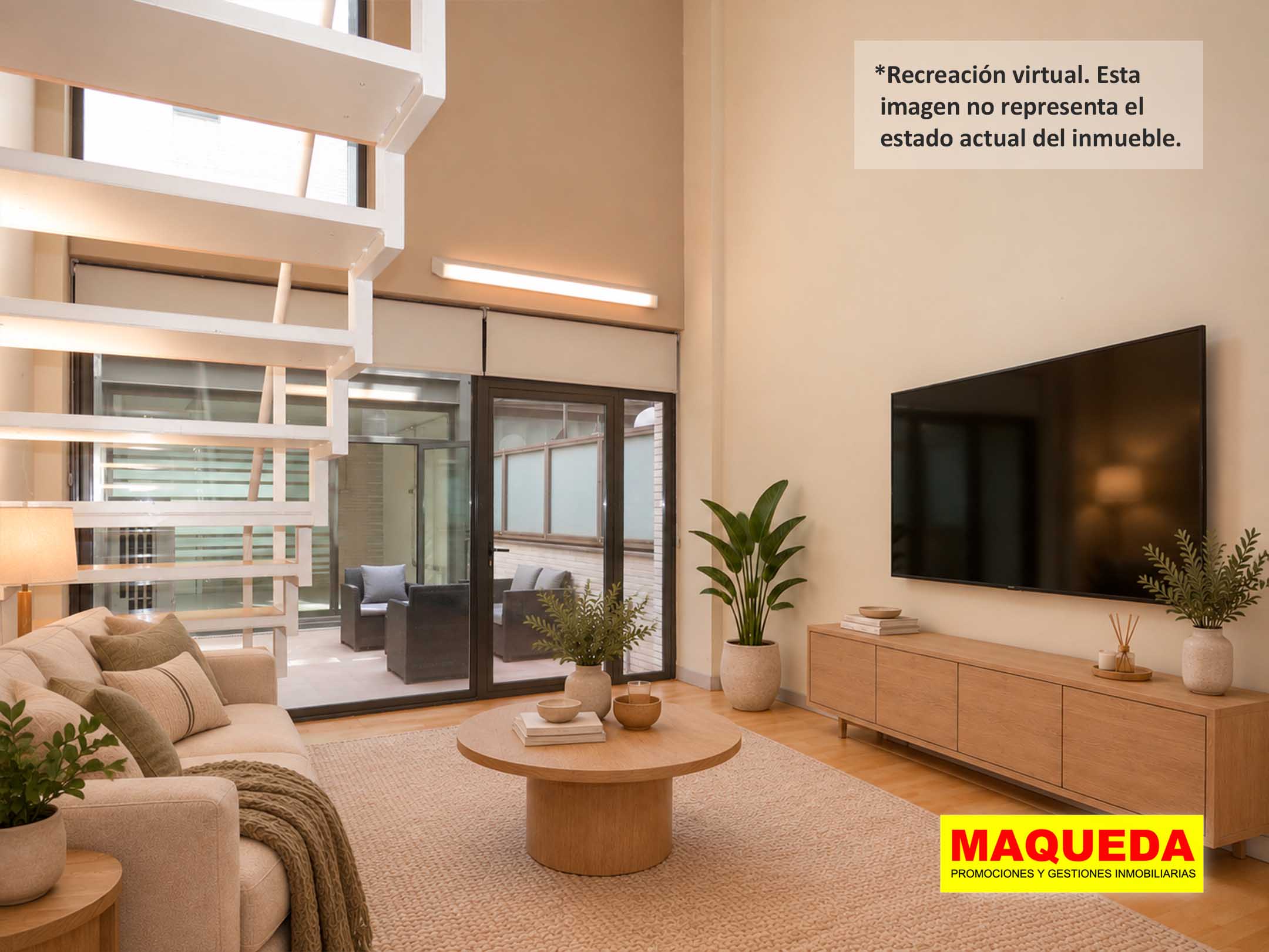 Salón con jardín del loft en venta en Alcorcón con home staging virtual