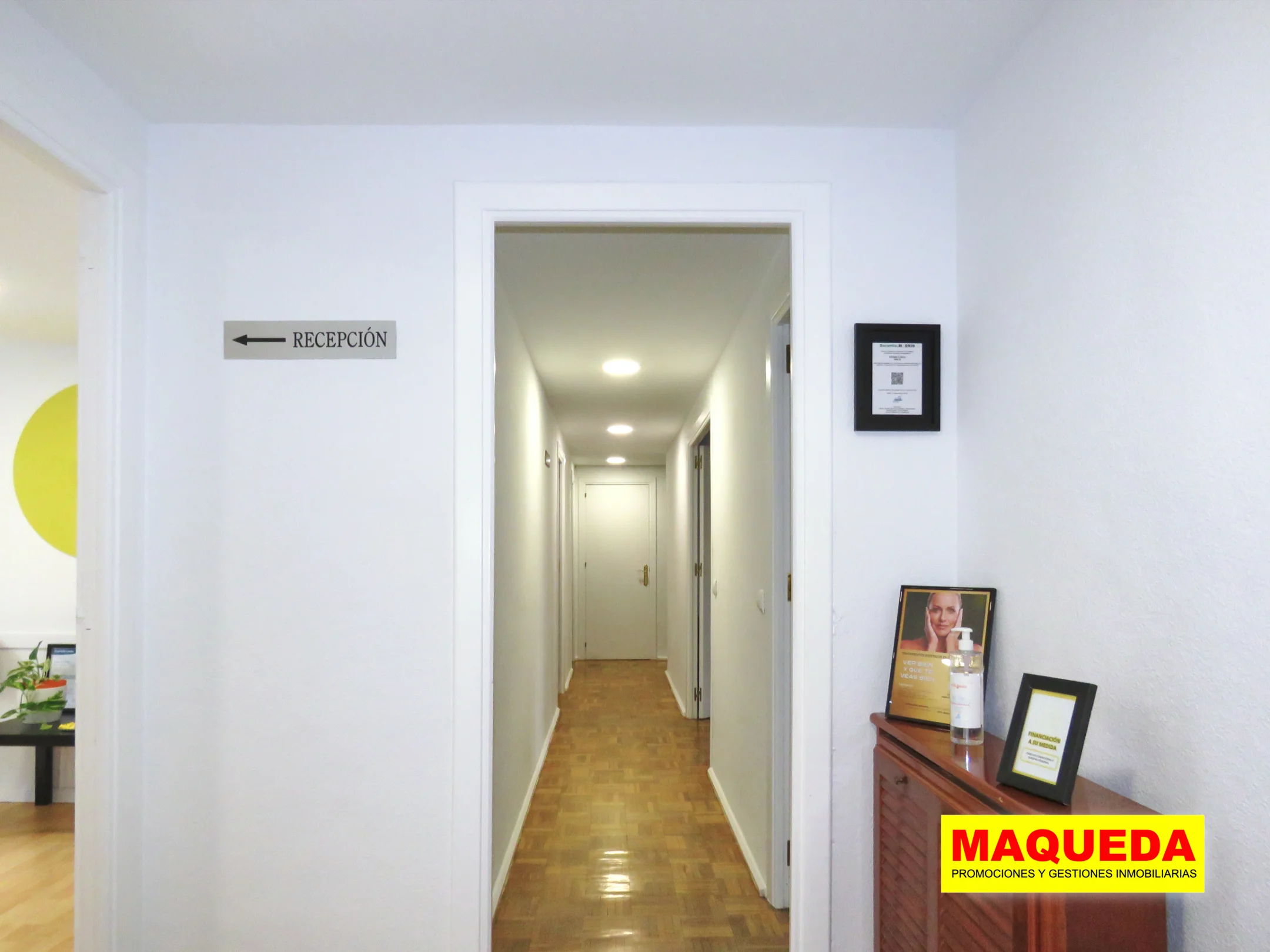 Hall de entrada del piso en venta en el centro de Alcorcón