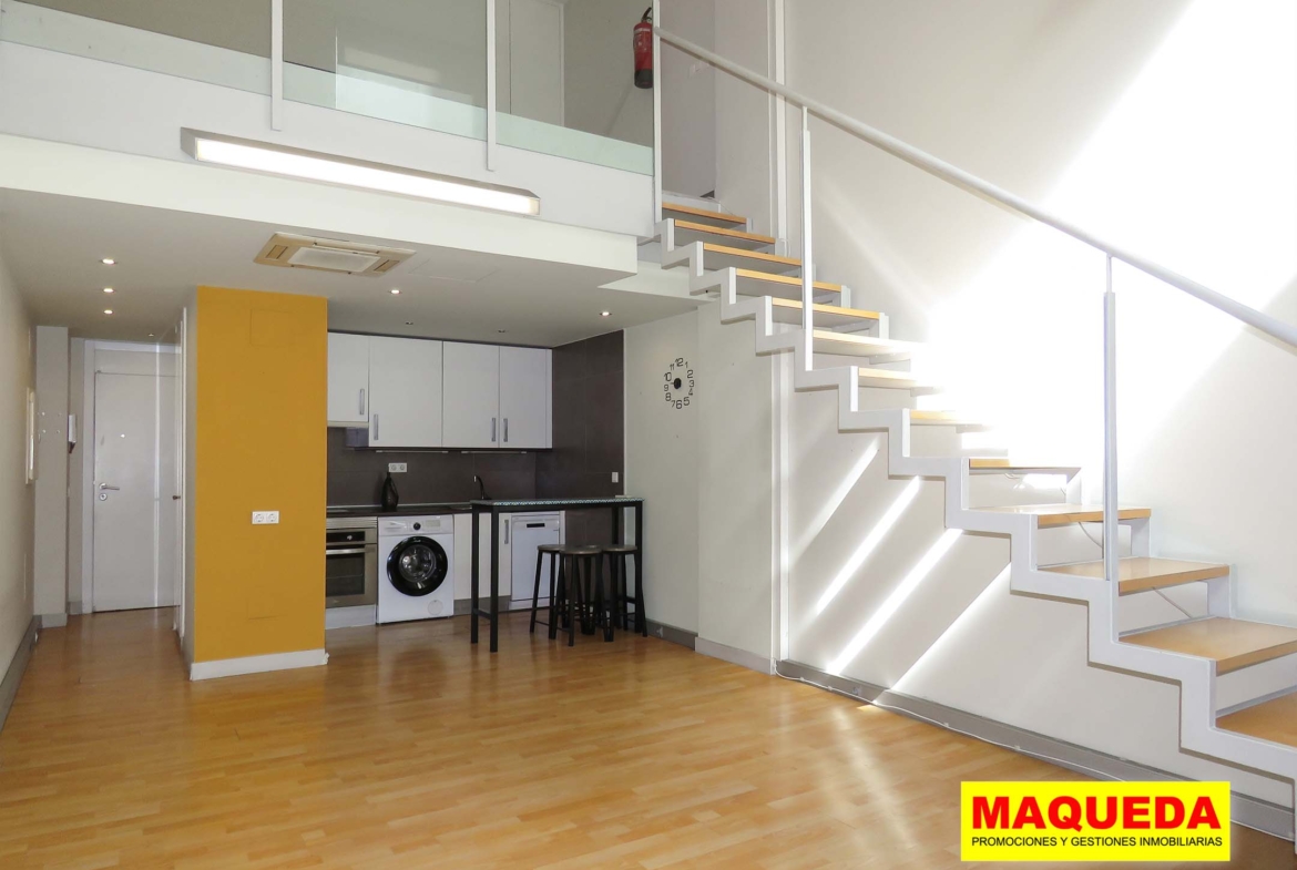 Cocina del loft en venta en Alcorcón