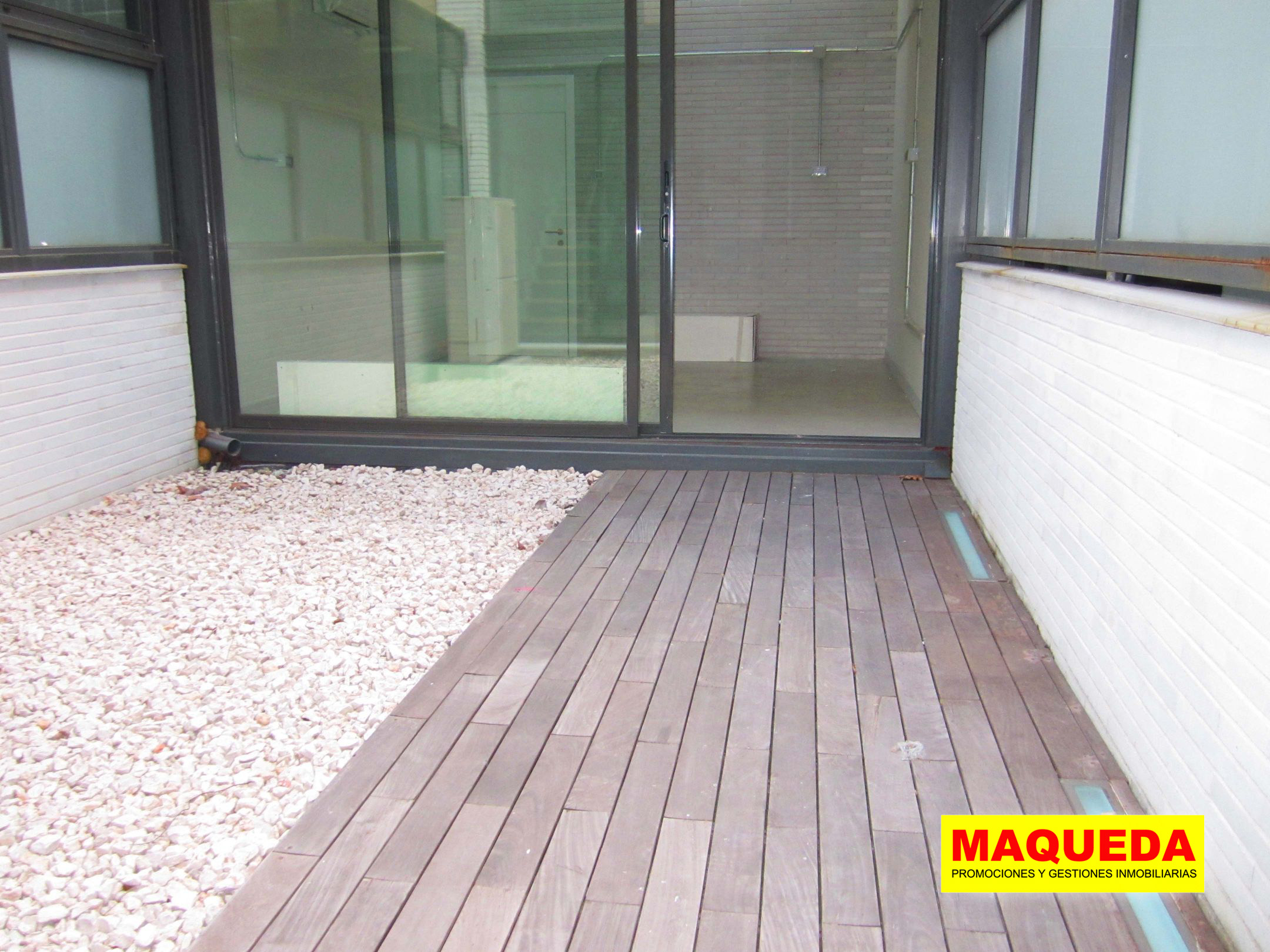 Jardín privado del loft en venta en Puerta del Sur