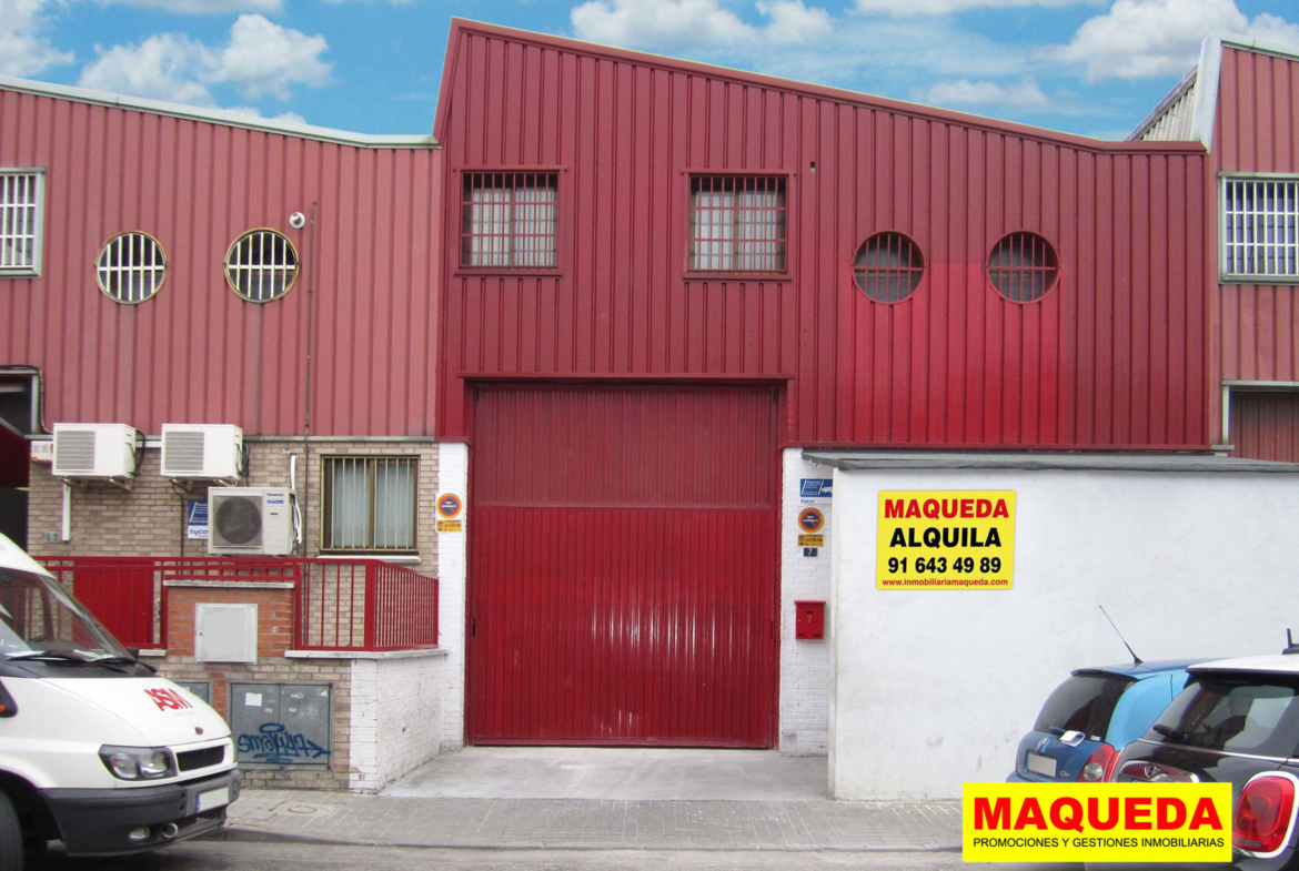 Fachada de nave industrial en alquiler en Alcorcón - poligono urtinsa I